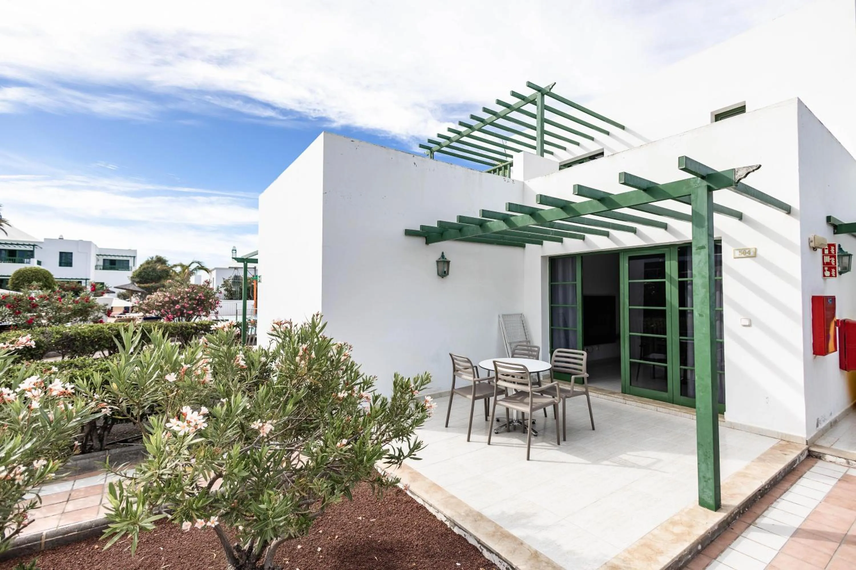 Photo of the whole room in Caybeach Sun