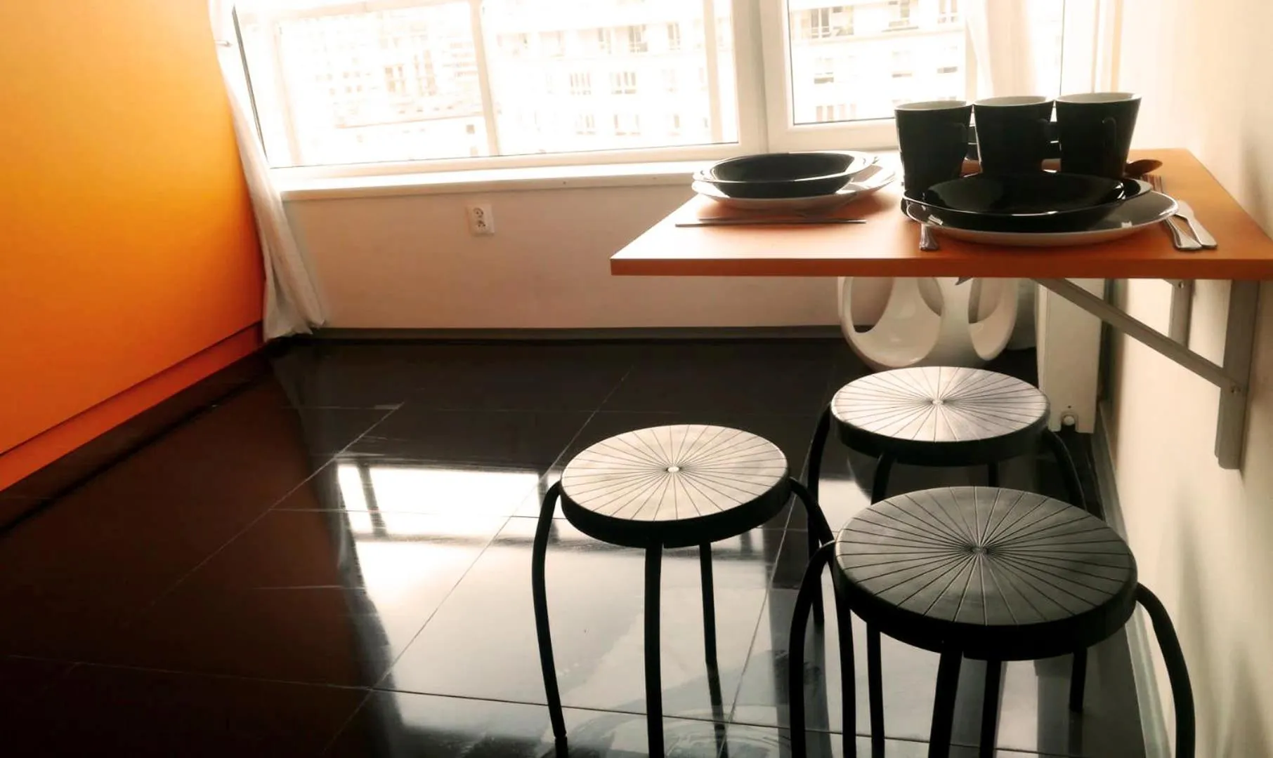 Walk distance to mokotow business park