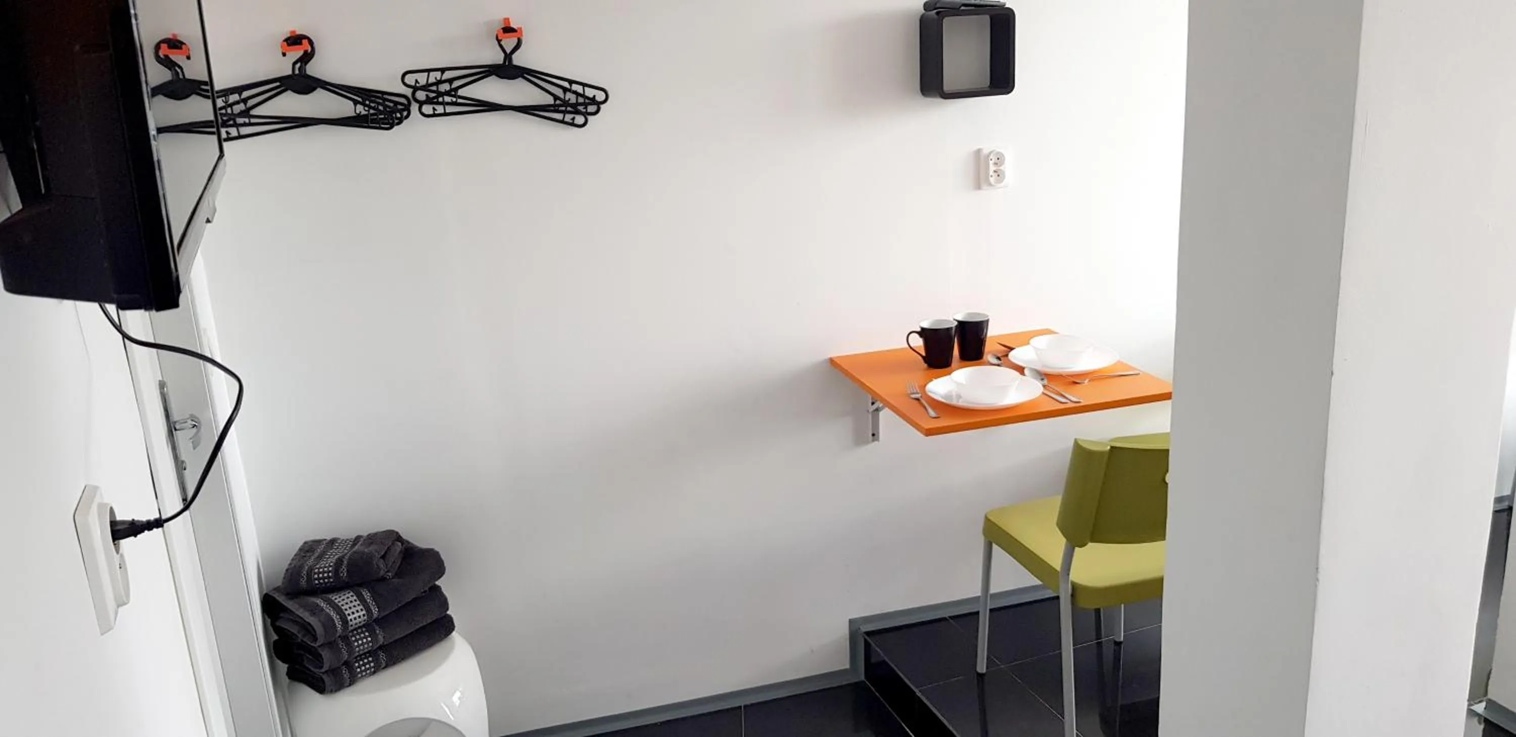 Walk distance to mokotow business park