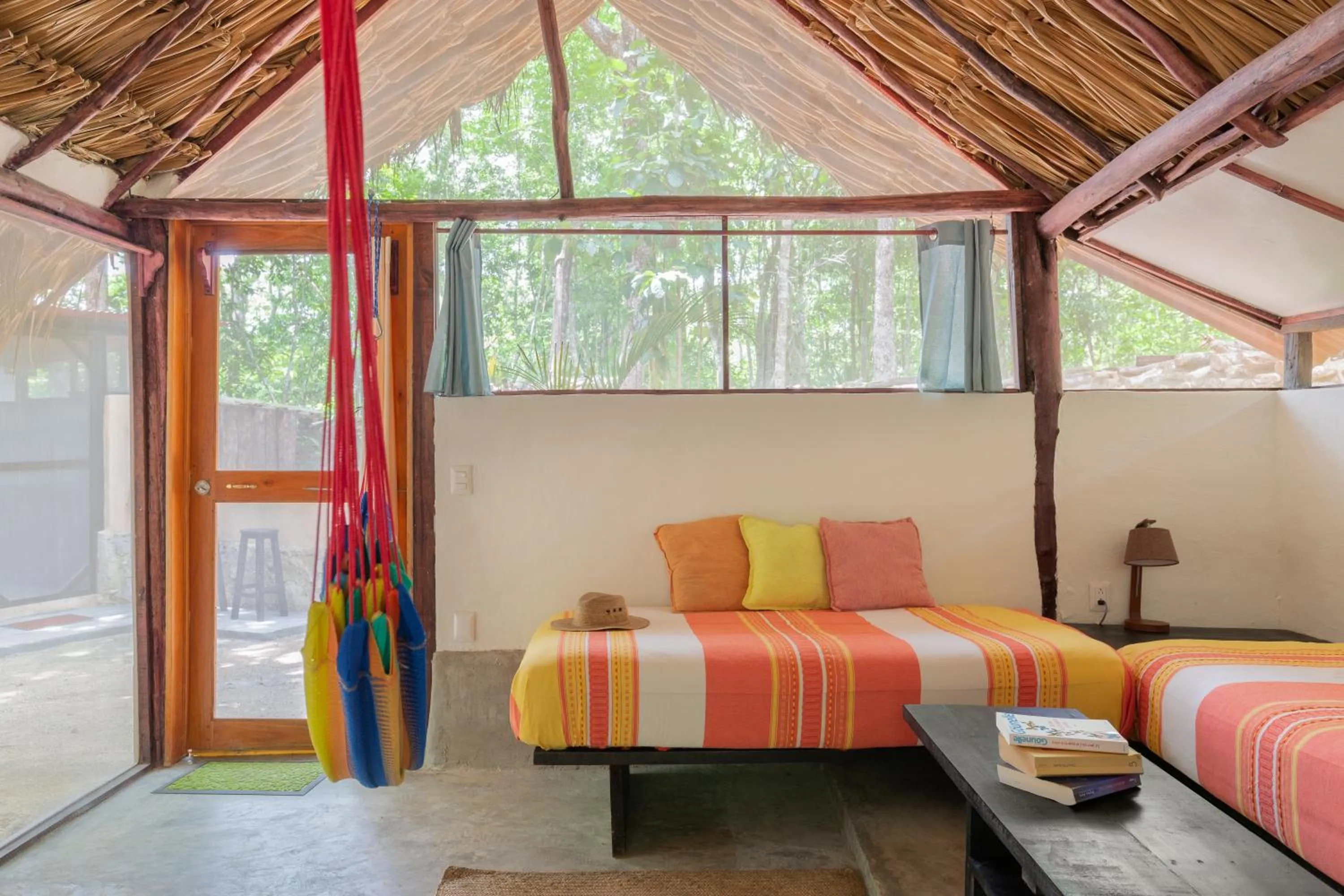 Bed in MELI-MELO P&B