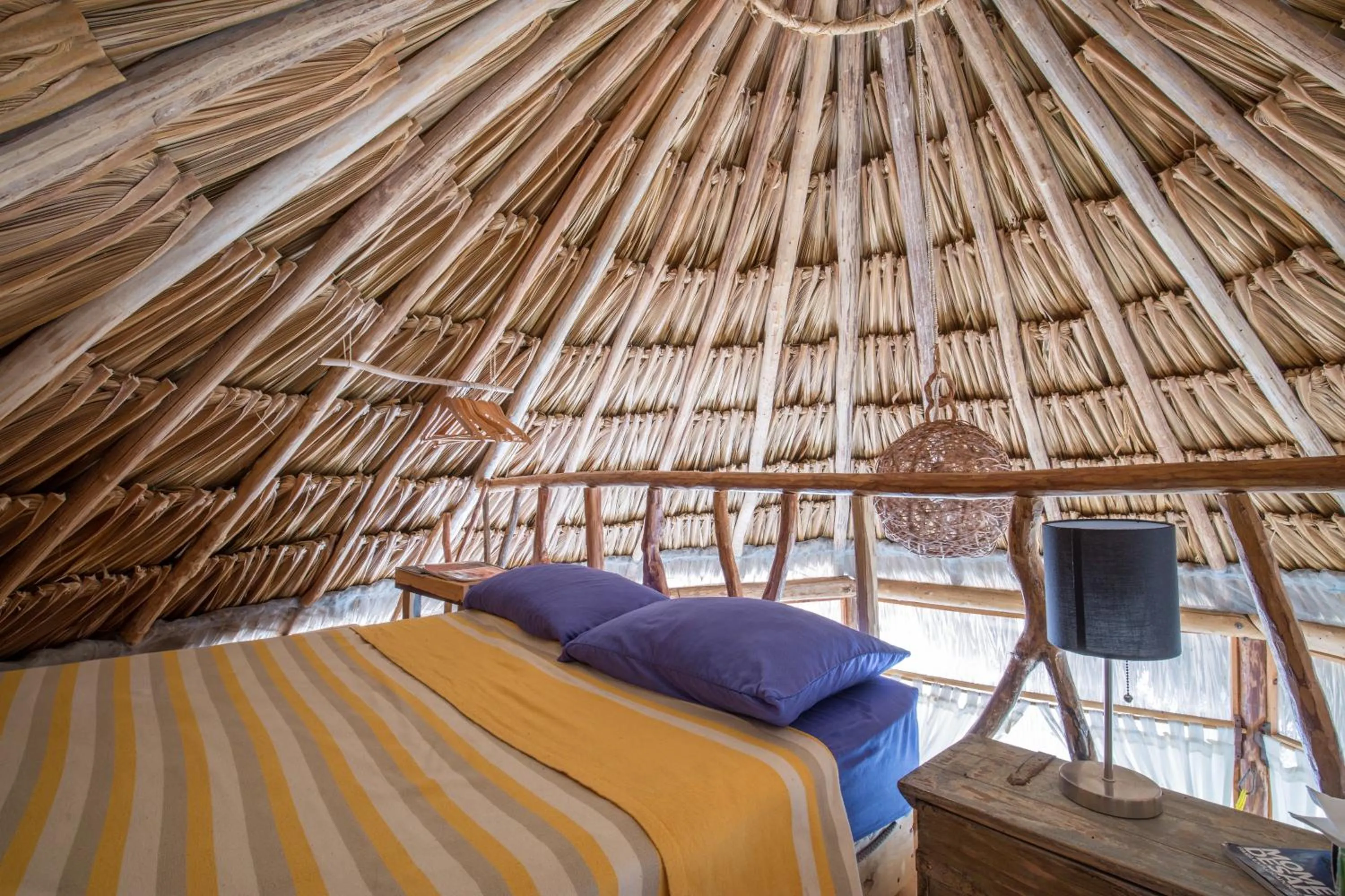 Bed in MELI-MELO P&B