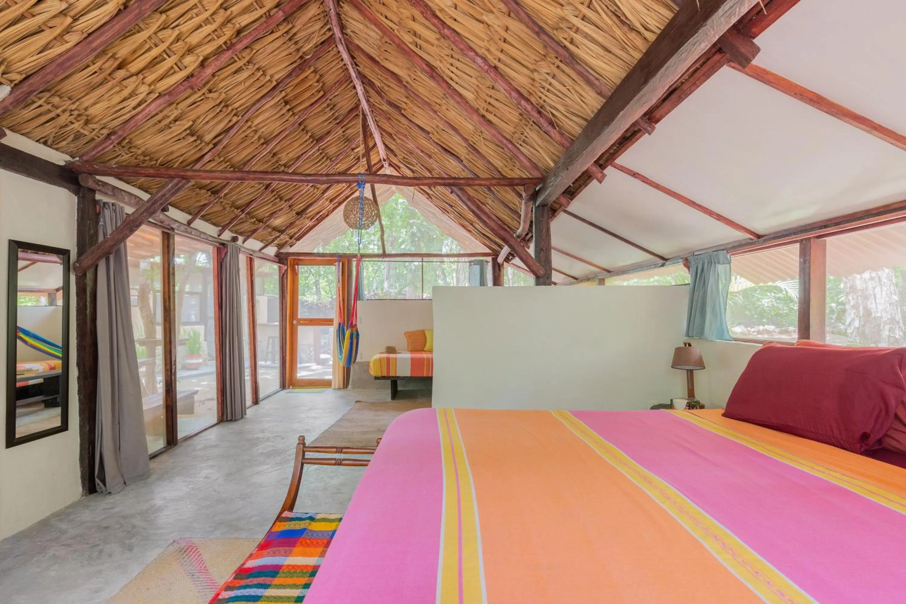 Bed in MELI-MELO P&B