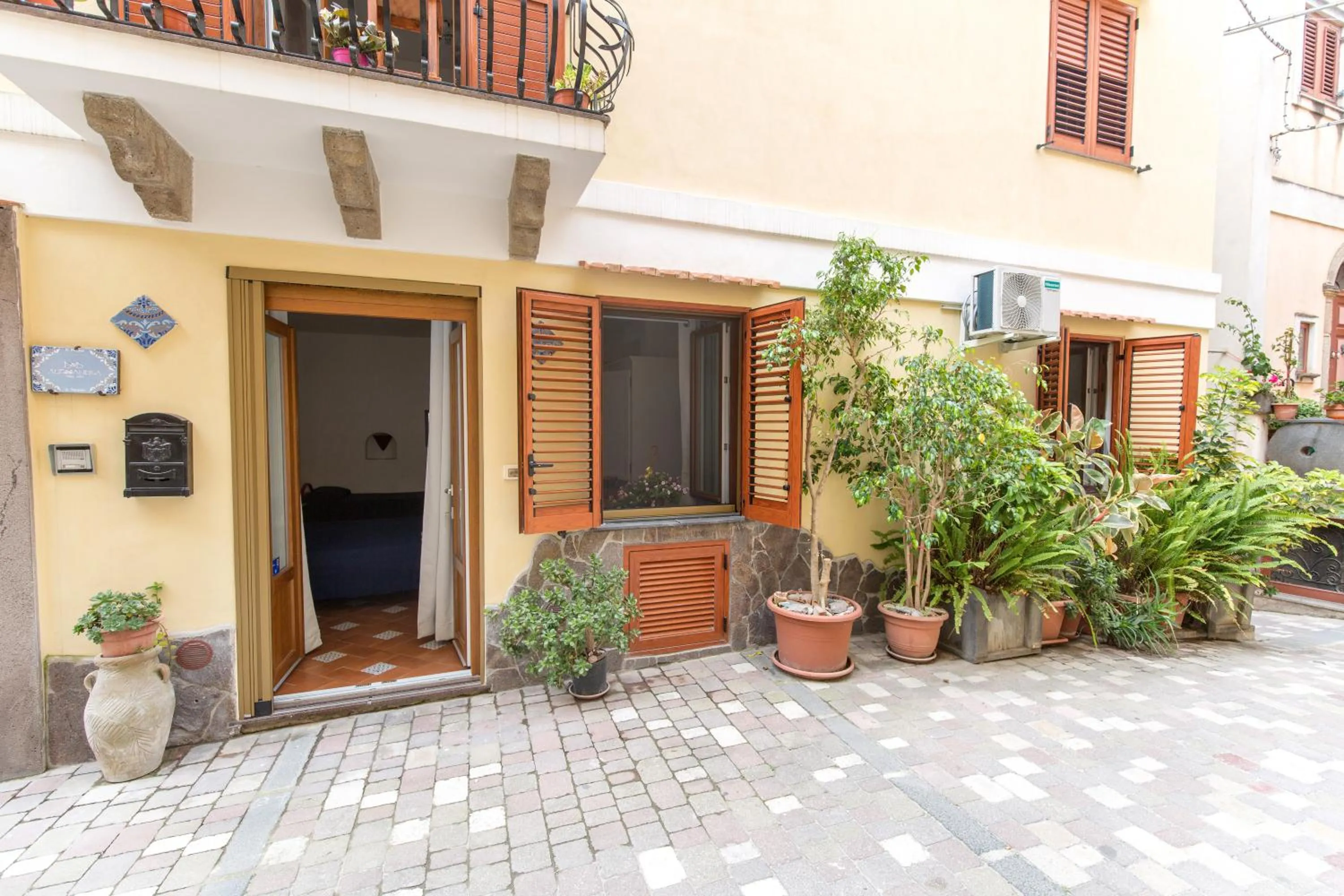 Restaurant/places to eat in ALESSANDRAB&B