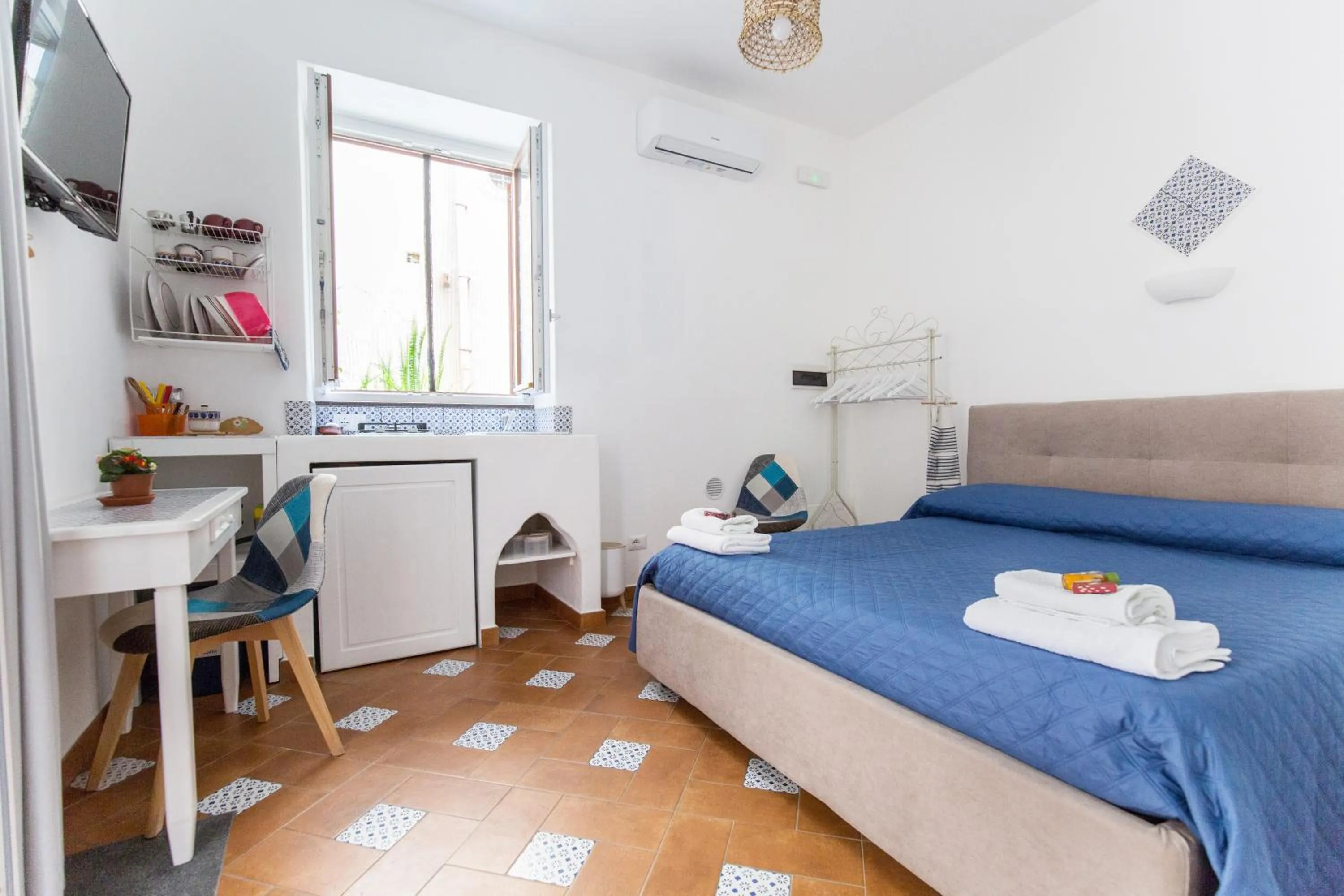 Restaurant/places to eat, Bed in ALESSANDRAB&B