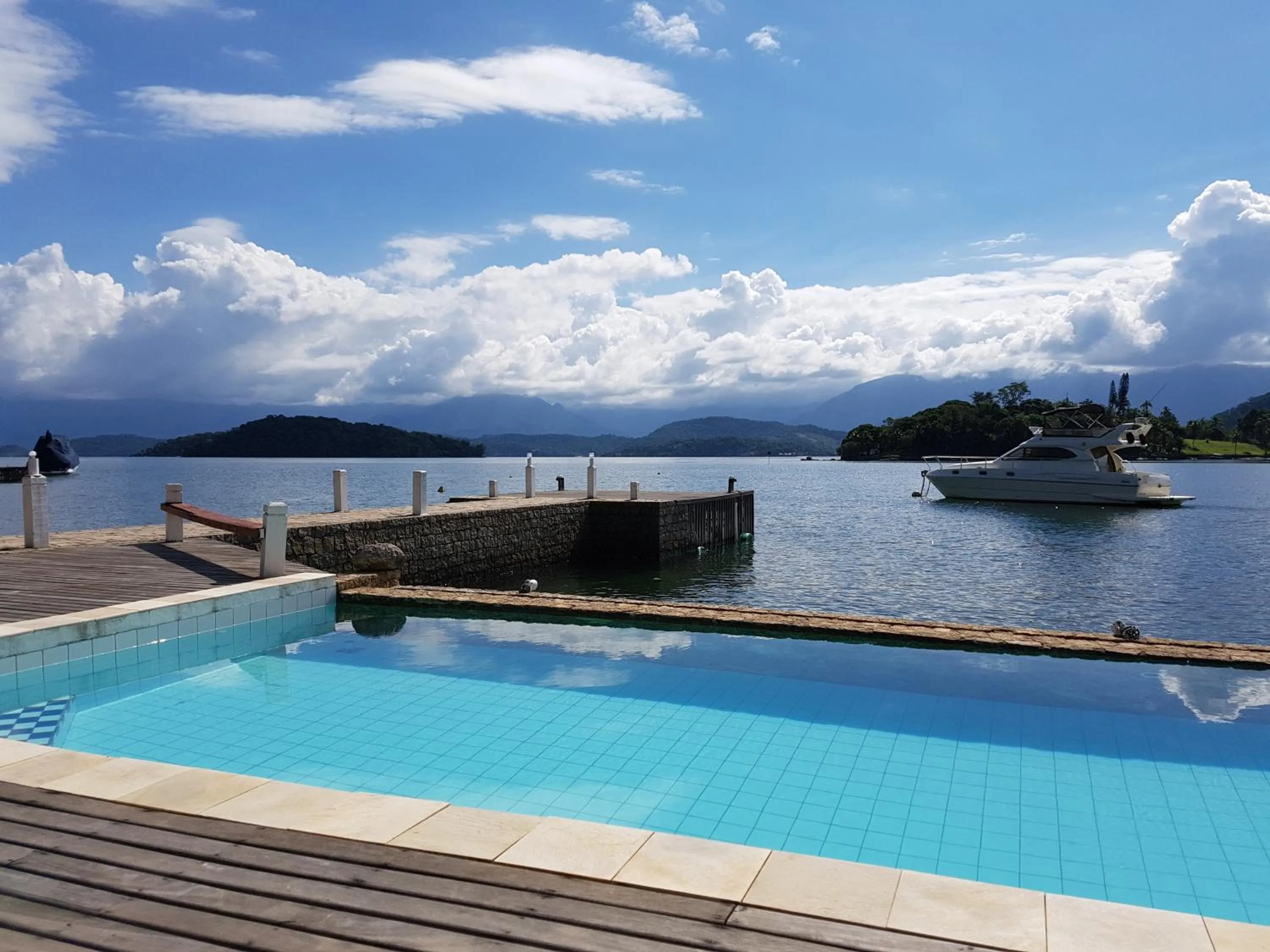 Pool view in Pousada Costa do Sapê