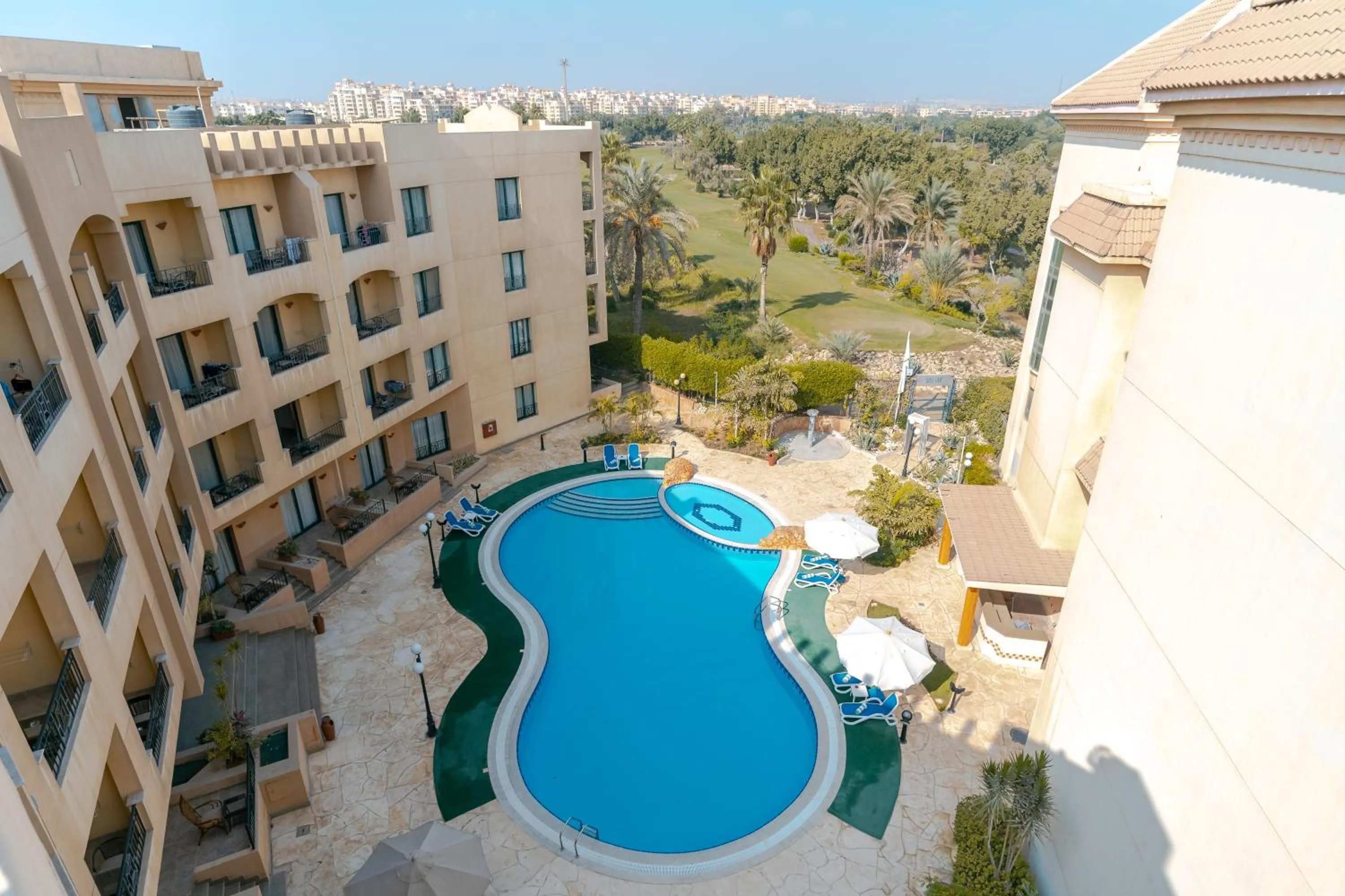 Swimming pool in Swiss Inn Plaza Hotel