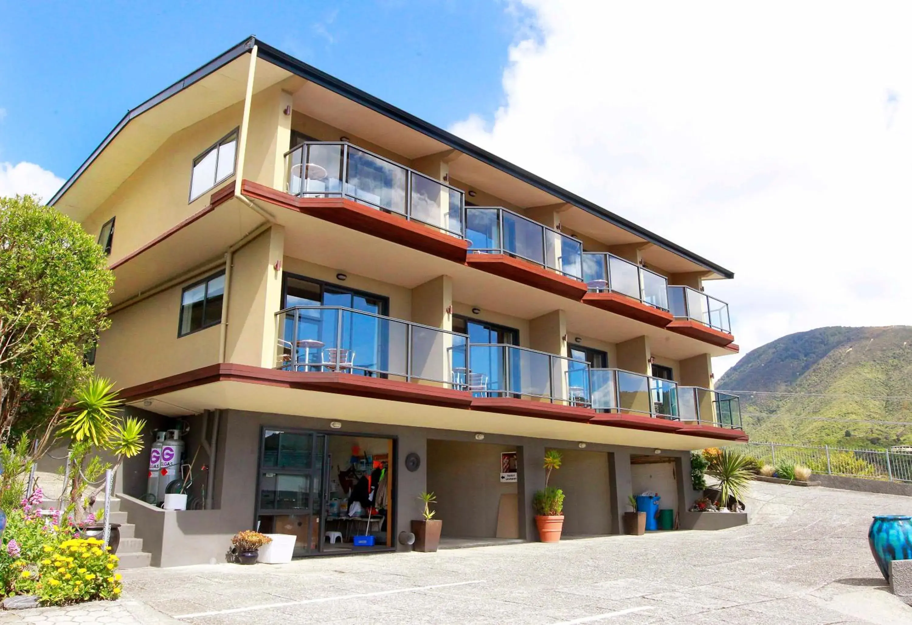 Facade/entrance in Harbour View Motel Facade/entrance in Harbour View Motel