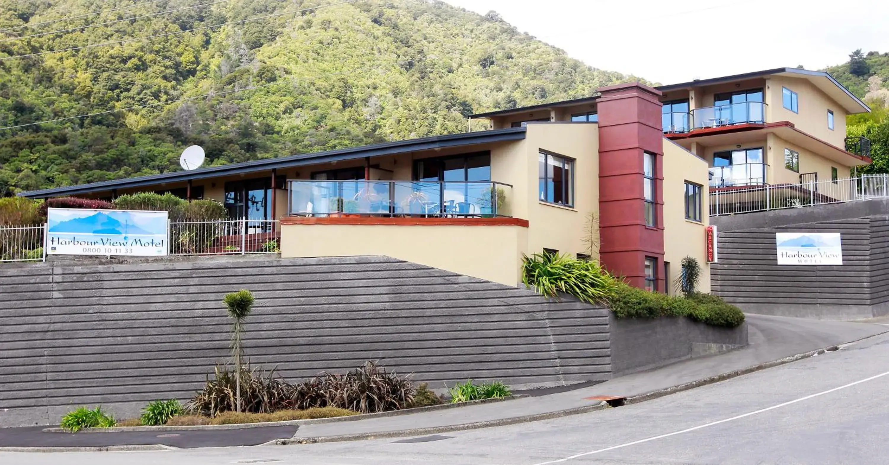 Facade/entrance in Harbour View Motel Facade/entrance in Harbour View Motel