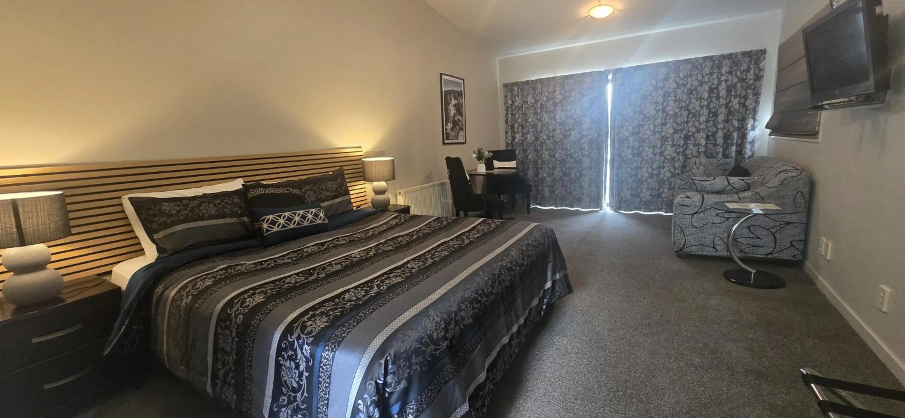 Bedroom, Bed in Harbour View Motel