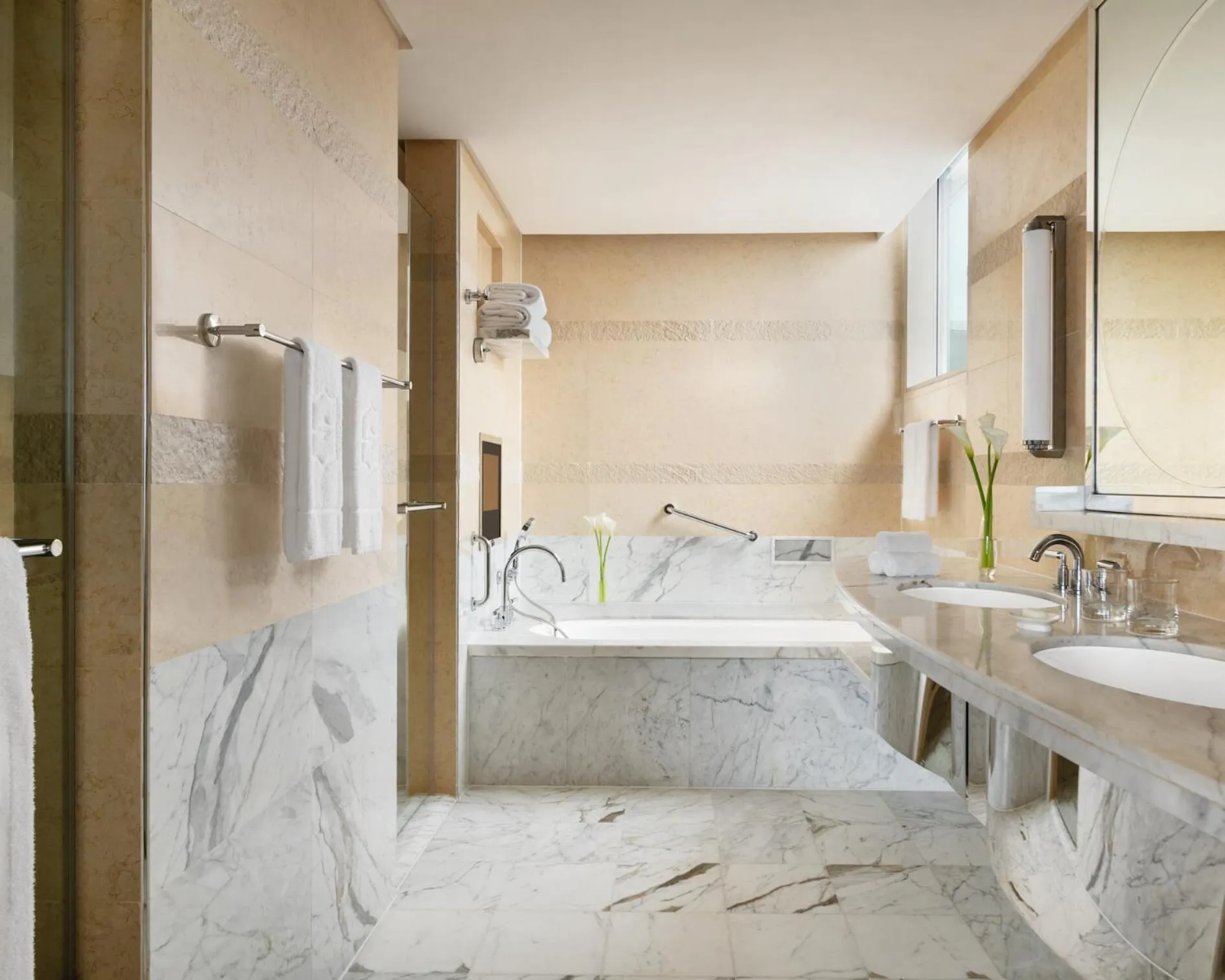 Bathroom in Shangri-La Ningbo - The Three Rivers Intersection