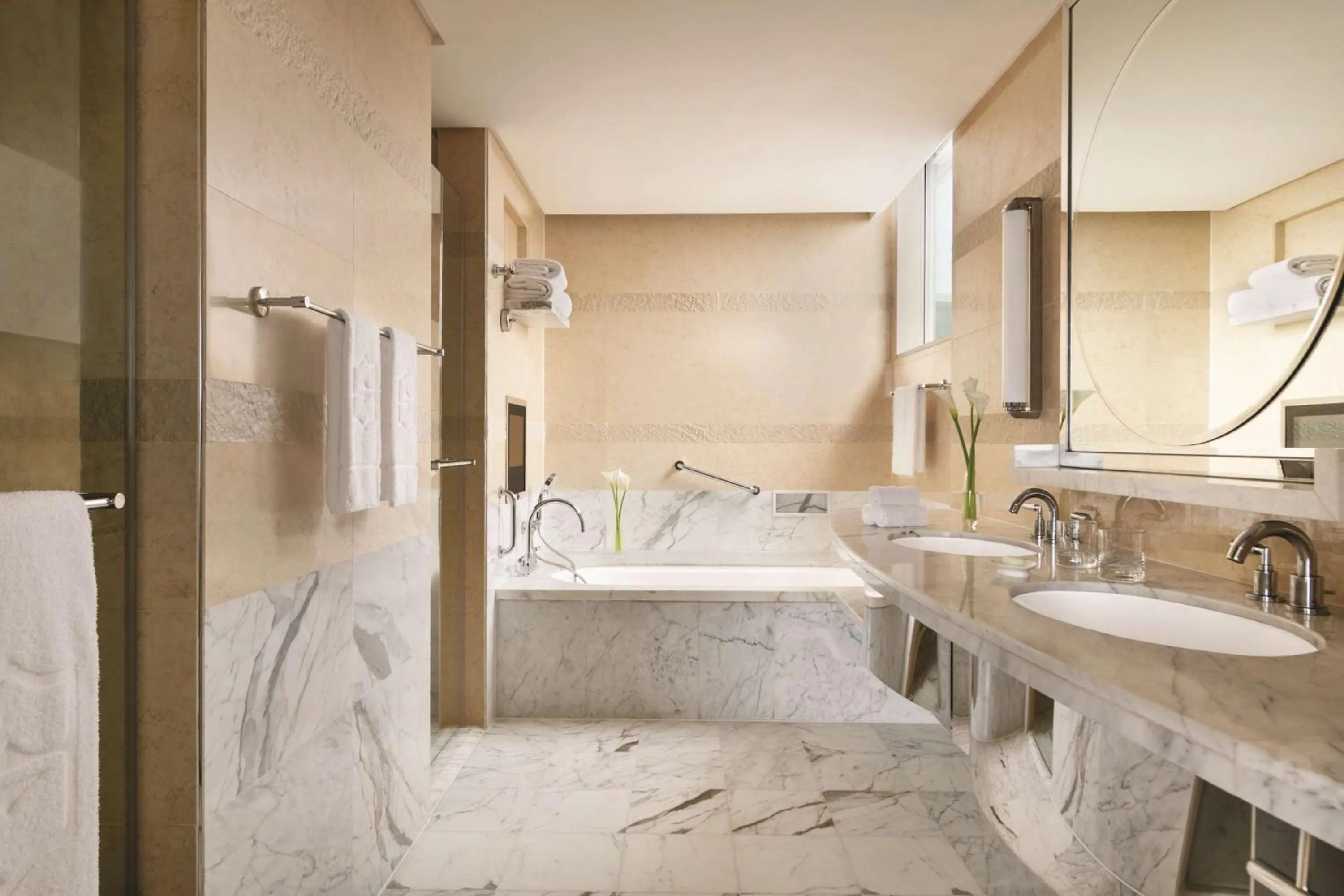 Bathroom in Shangri-La Ningbo - The Three Rivers Intersection