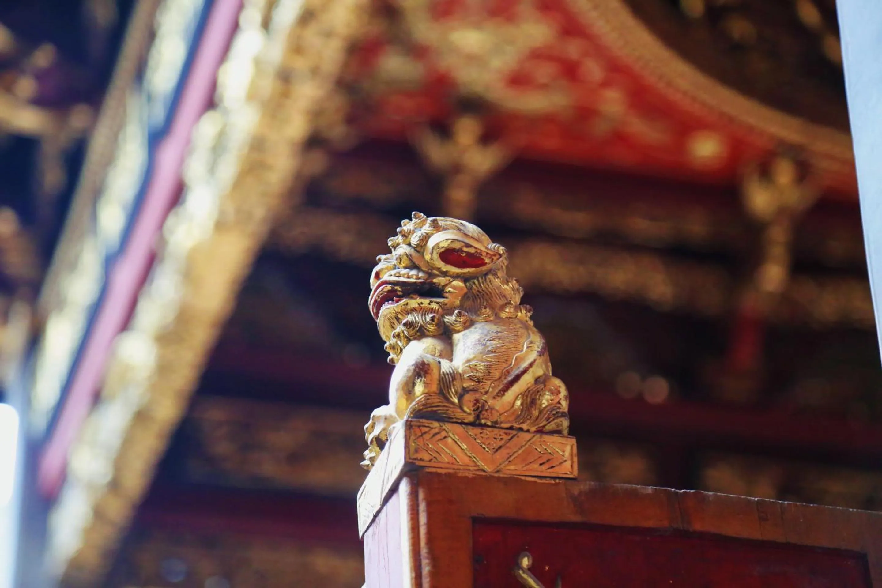 Nearby landmark in Shangri-La Ningbo - The Three Rivers Intersection