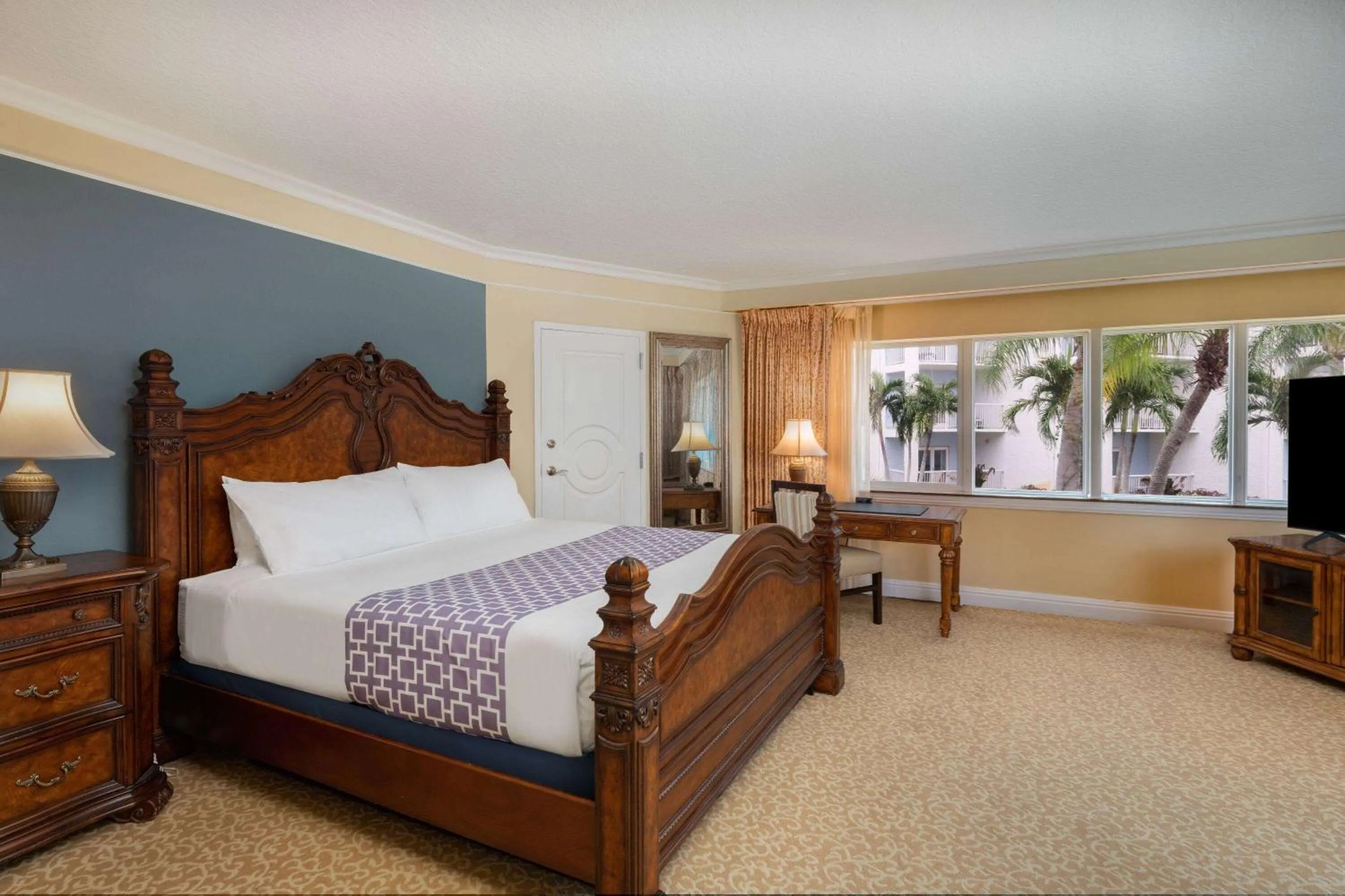 Photo of the whole room, Bed in Safety Harbor Resort & Spa Trademark Collection by Wyndham