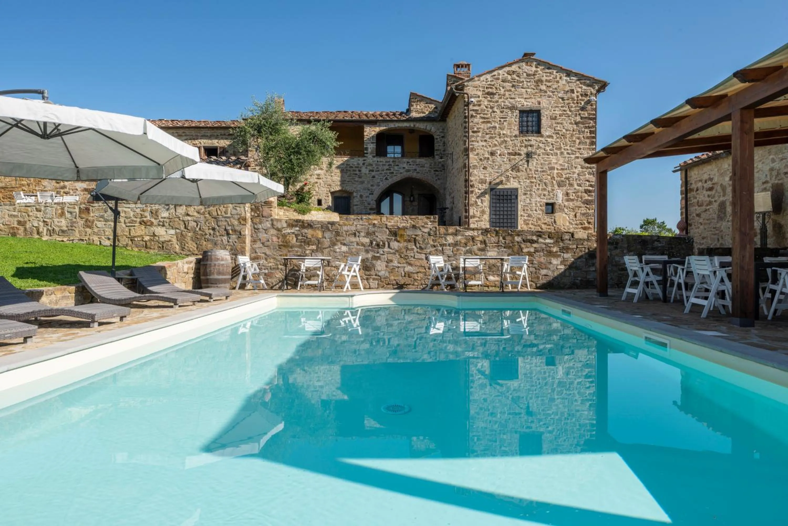 Property building in La Rimbecca Greve in Chianti