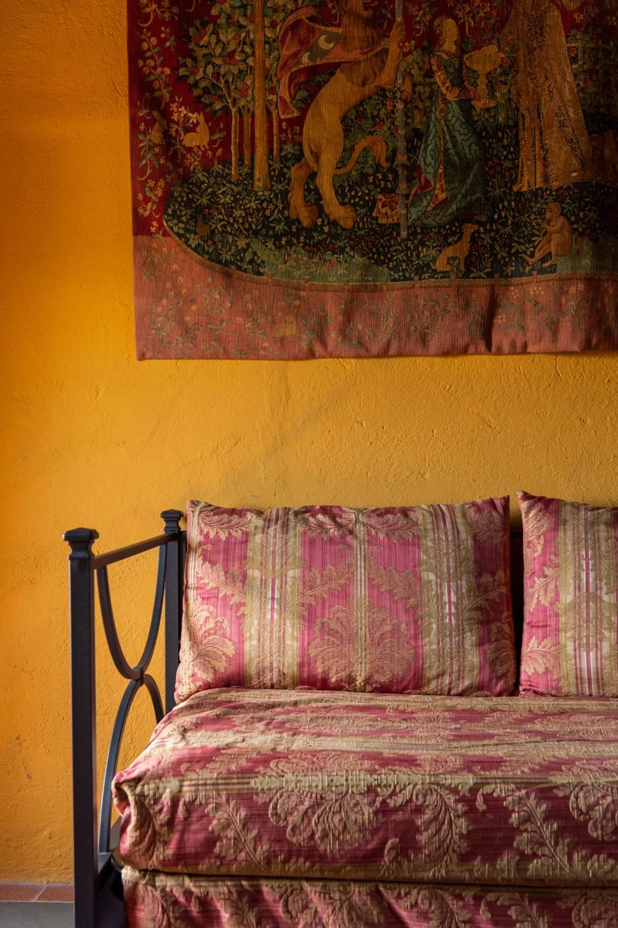 Seating area, Bed in La Rimbecca Greve in Chianti