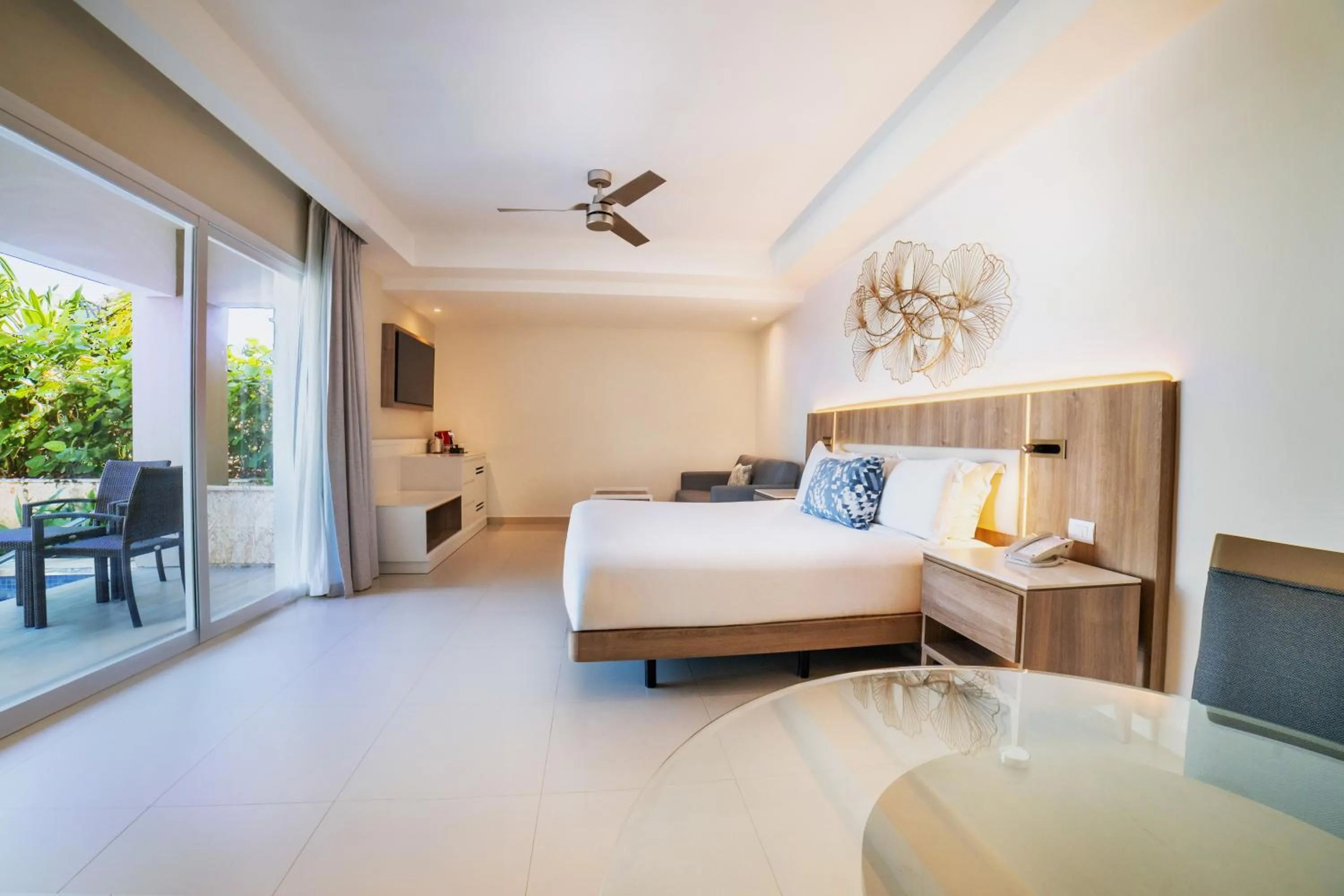 Bedroom, Bed in Royalton Hideaway Punta Cana, An Autograph Collection All-Inclusive Resort & Casino - Adults Only