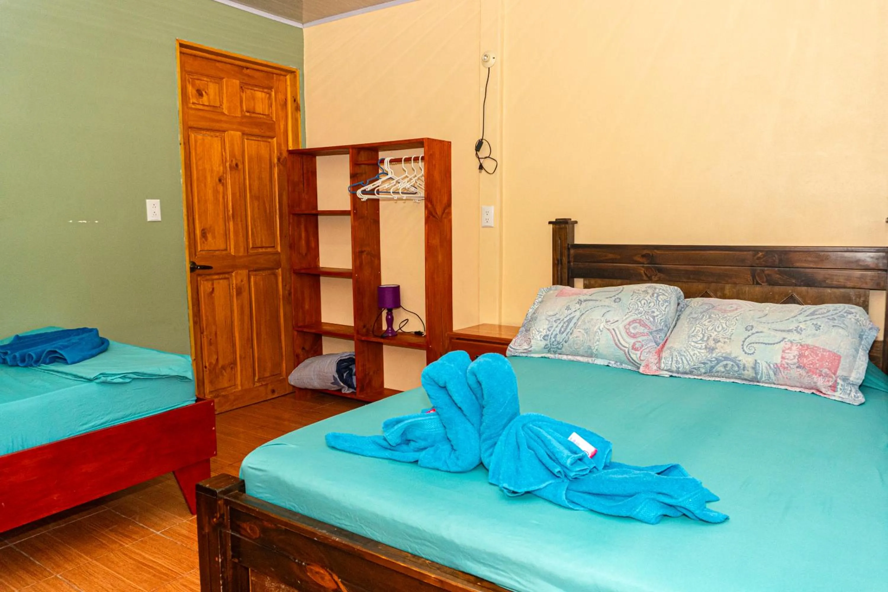 Bed in Hotel Casa Gitana Corcovado Tour operador