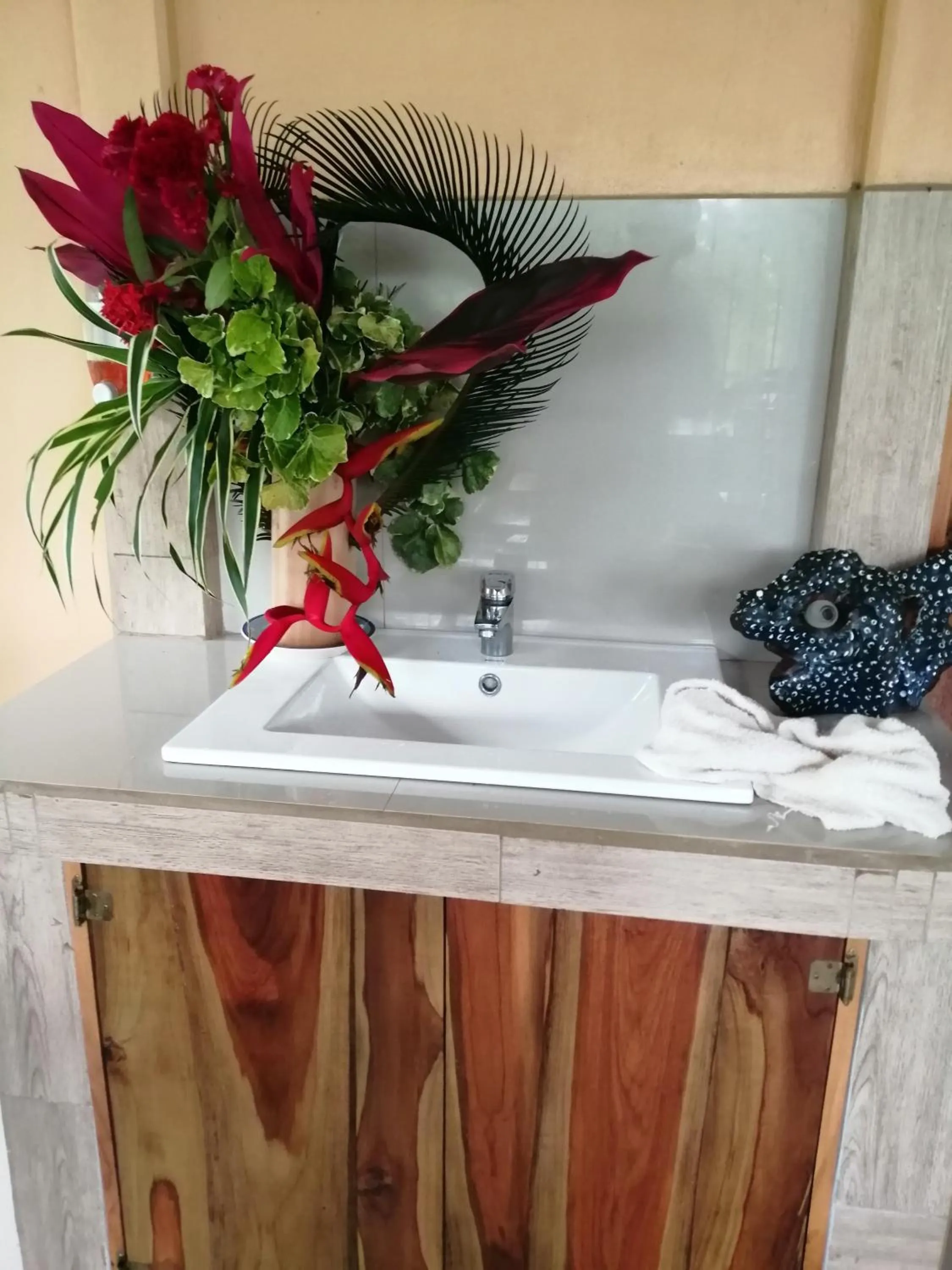 Restaurant/places to eat in Hotel Casa Gitana Corcovado Tour operador