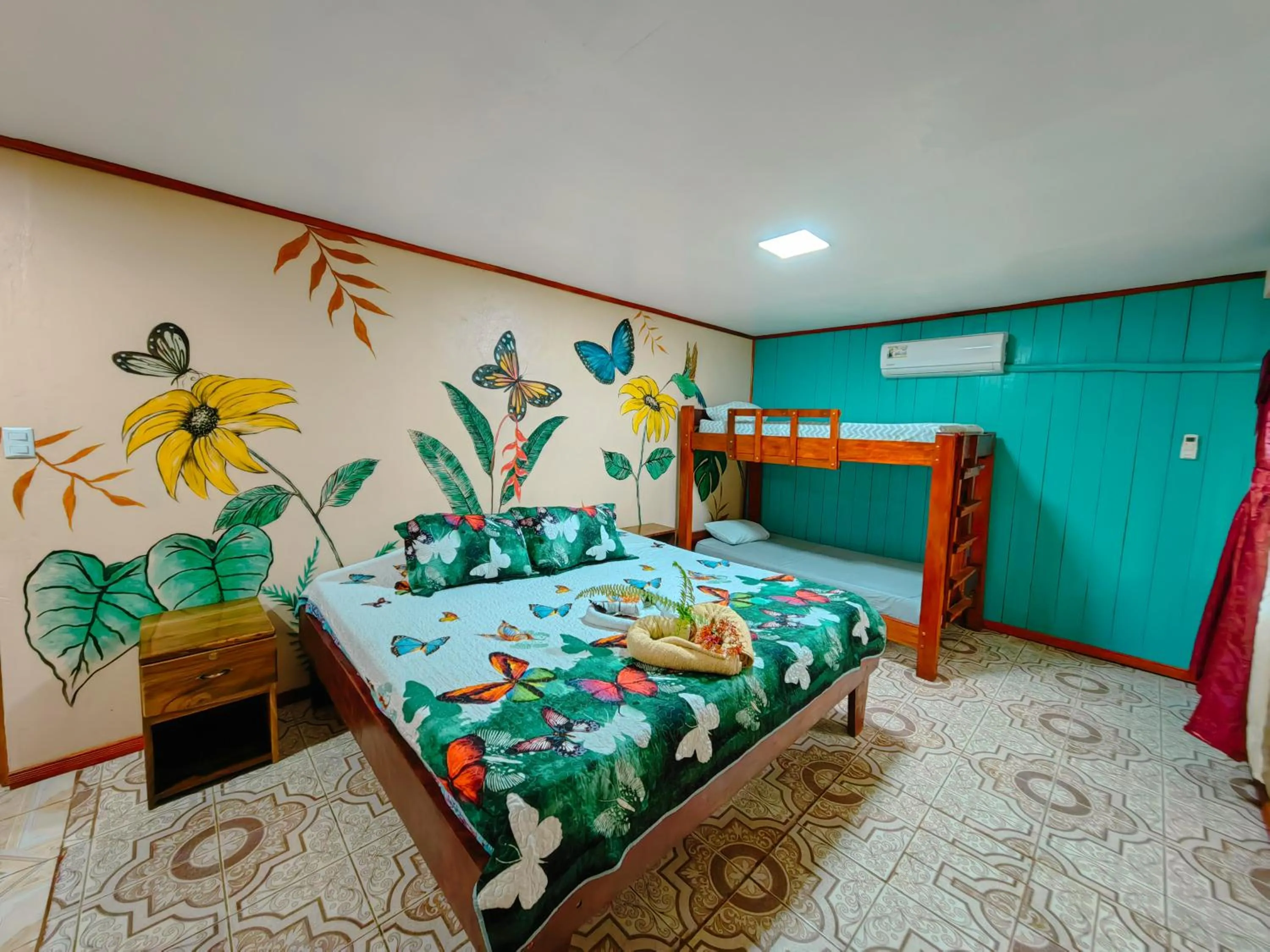 Bedroom, Bed in Hotel Casa Gitana Corcovado Tour operador