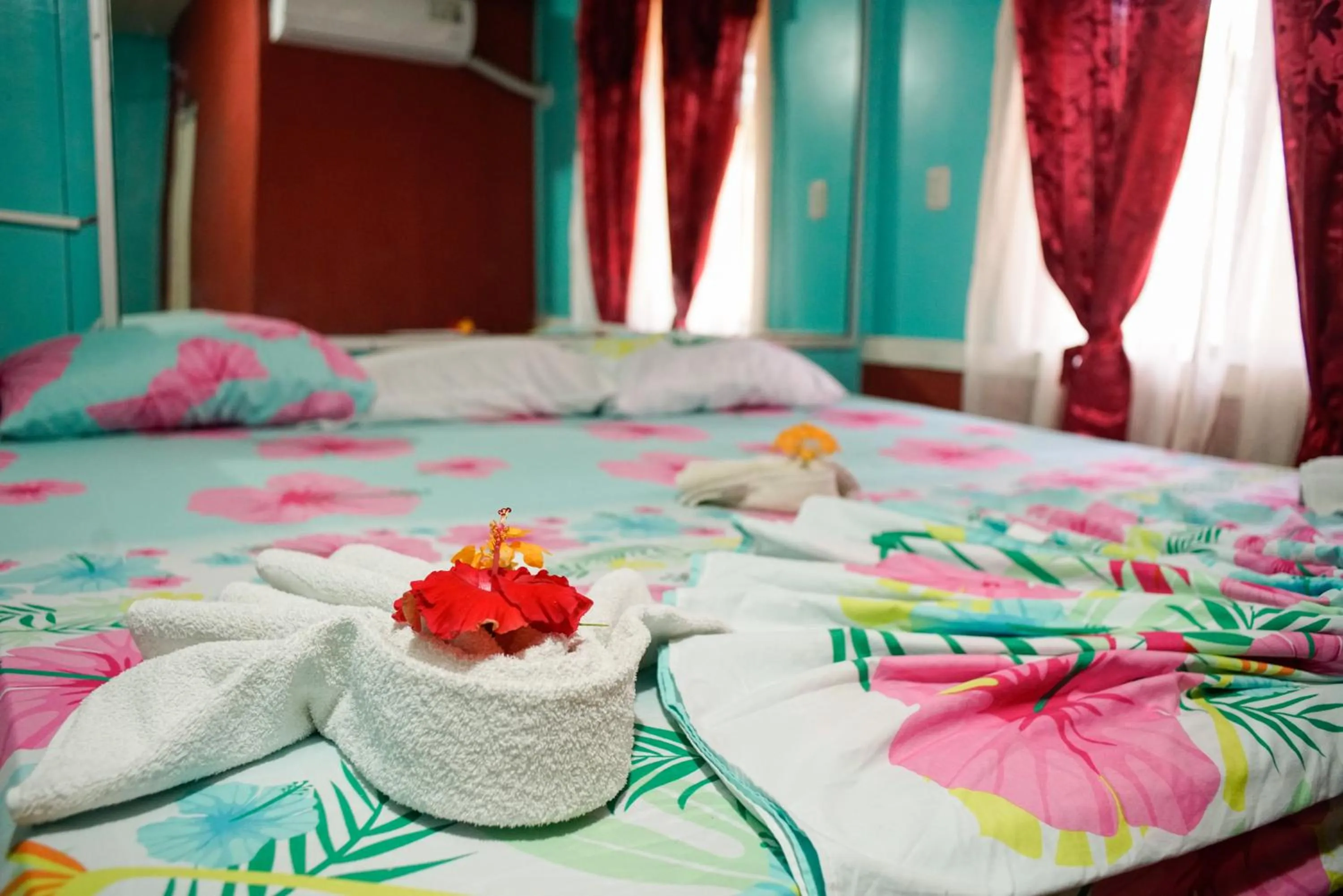 Bed in Hotel Casa Gitana Corcovado Tour operador