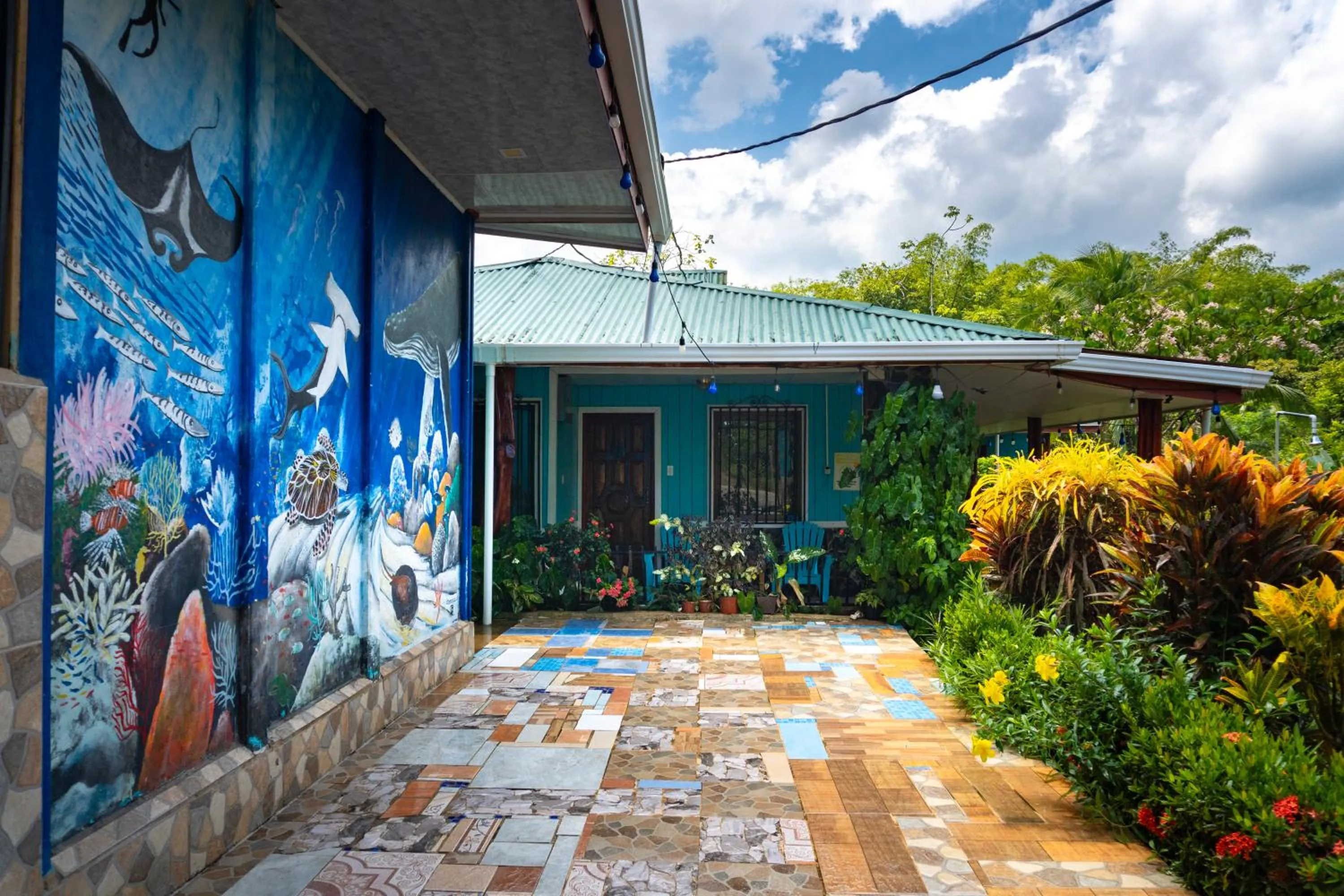 Property building in Hotel Casa Gitana Corcovado Tour operador