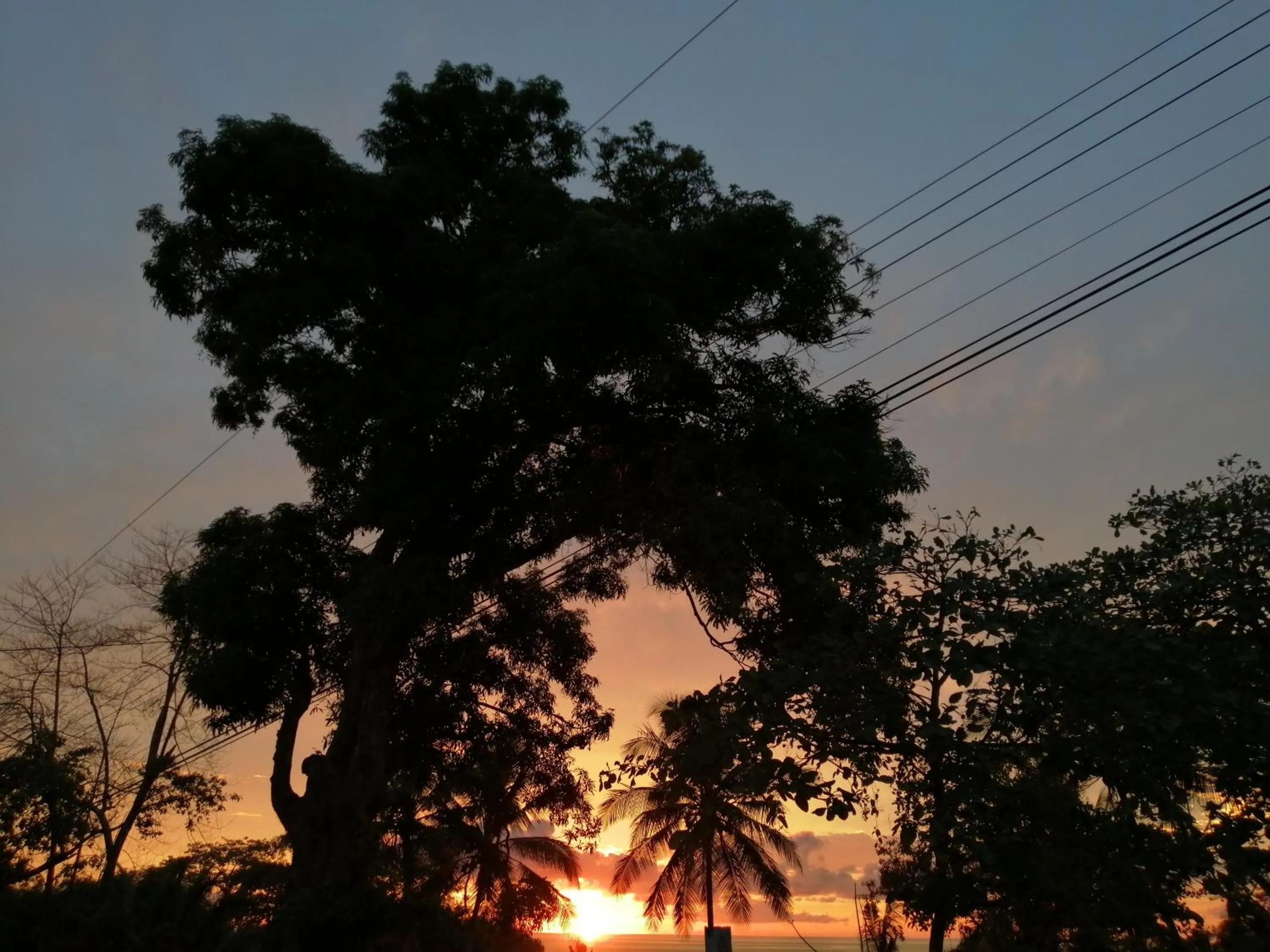Sunrise in Hotel Casa Gitana Corcovado Tour operador