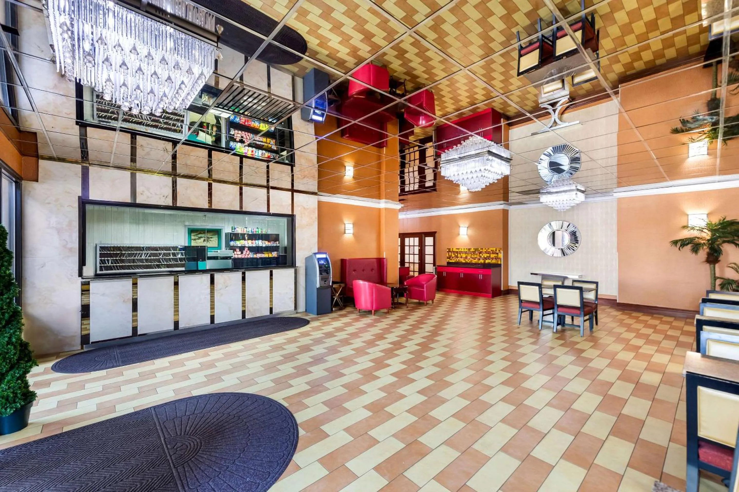 Lobby or reception in Rodeway Inn Capri