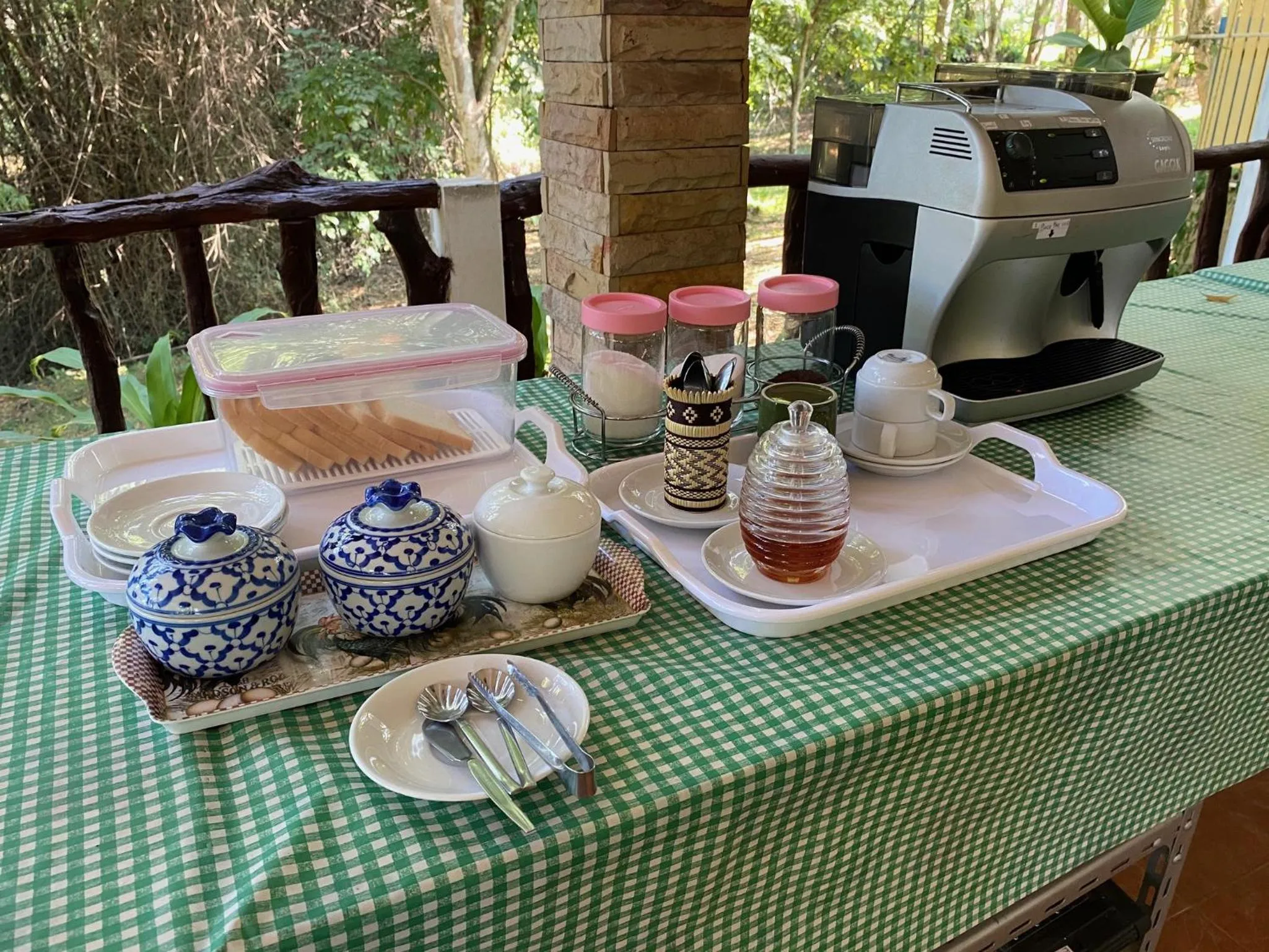 Breakfast in Saiyok River House