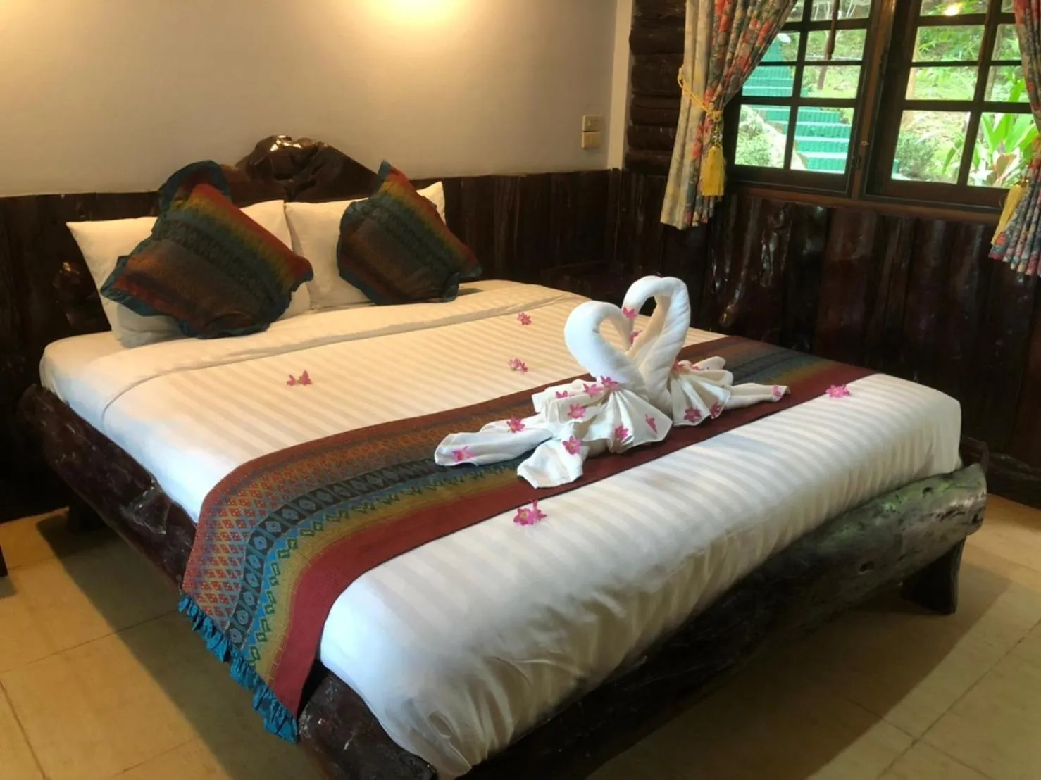 Bed in Saiyok River House