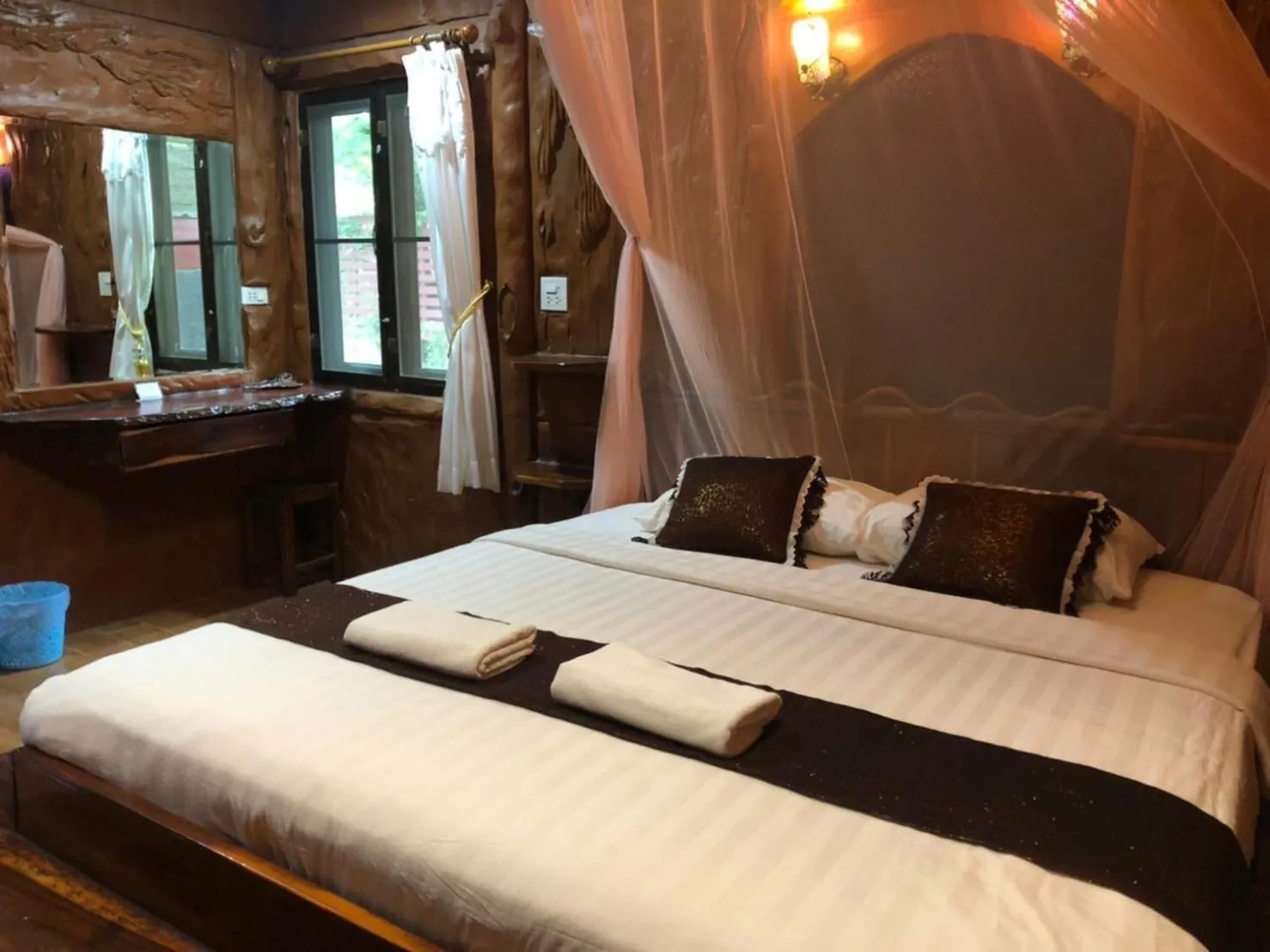 Bed in Saiyok River House