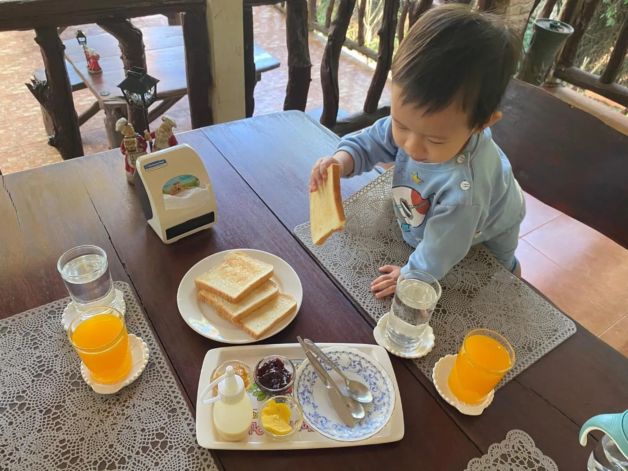Breakfast in Saiyok River House Breakfast in Saiyok River House