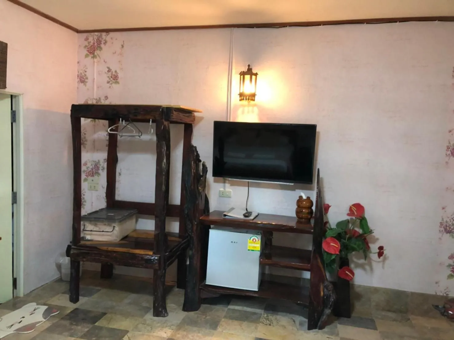 Bed in Saiyok River House