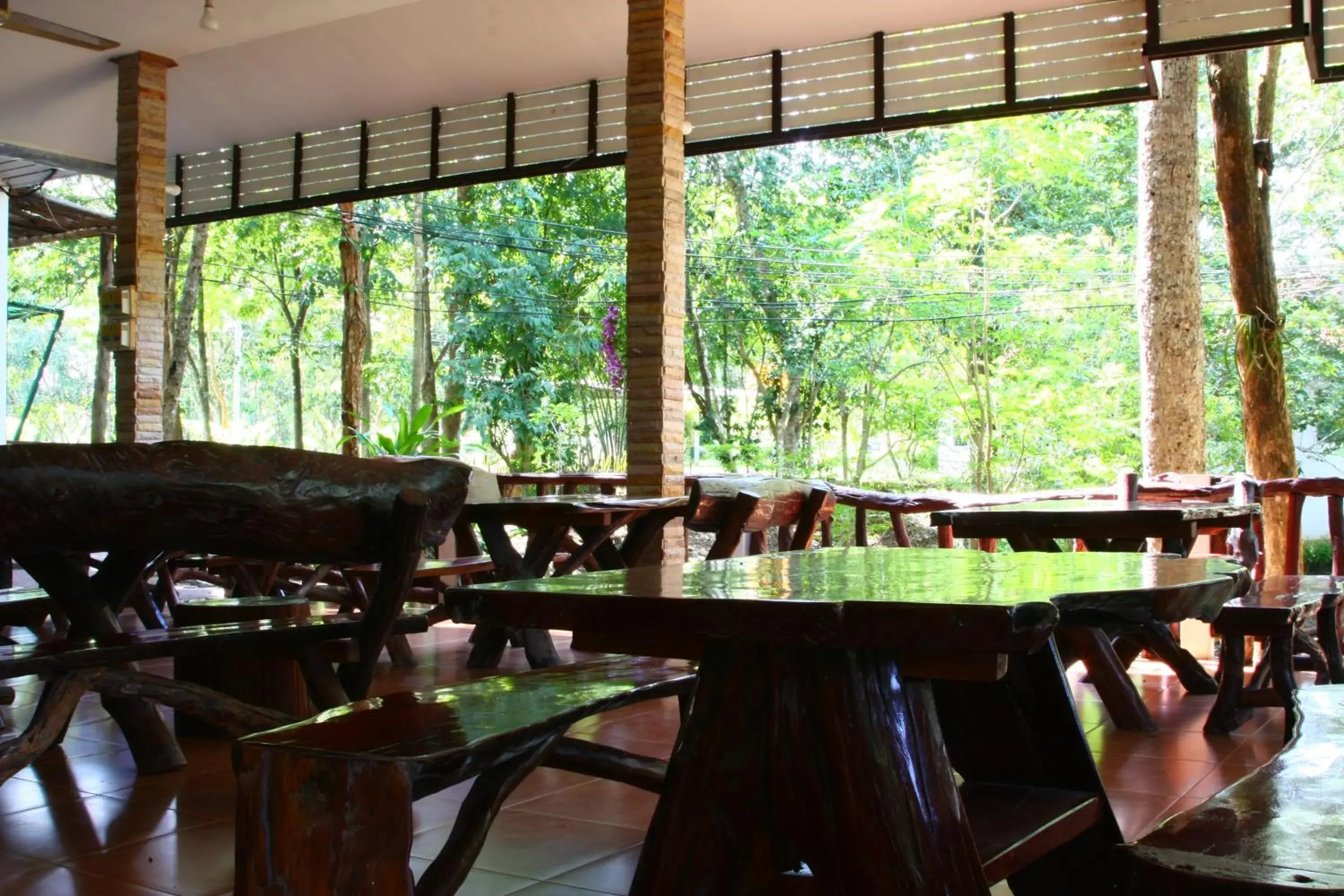 Restaurant/places to eat in Saiyok River House Restaurant/places to eat in Saiyok River House