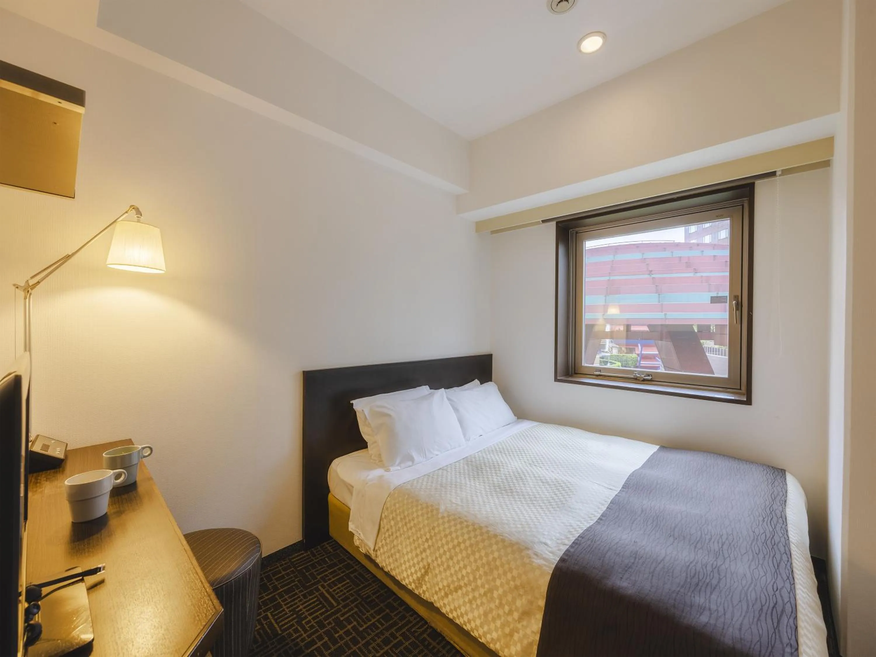 Photo of the whole room, Bed in Canal City Fukuoka Washington Hotel