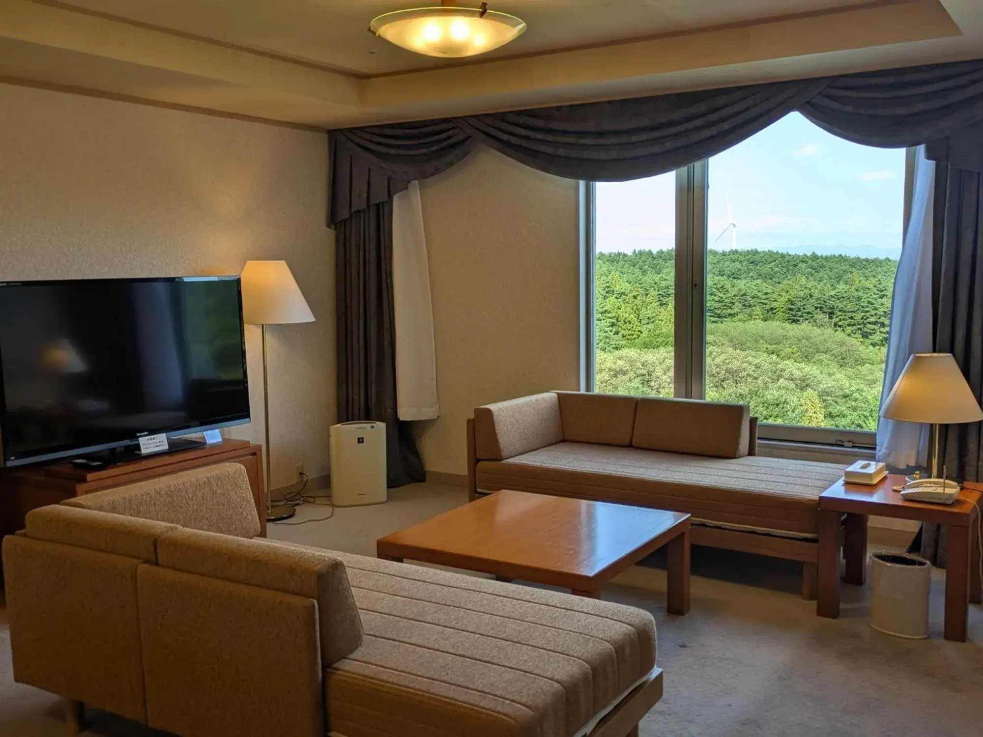 Photo of the whole room in KAMENOI HOTEL Aomori Makado Photo of the whole room in KAMENOI HOTEL Aomori Makado