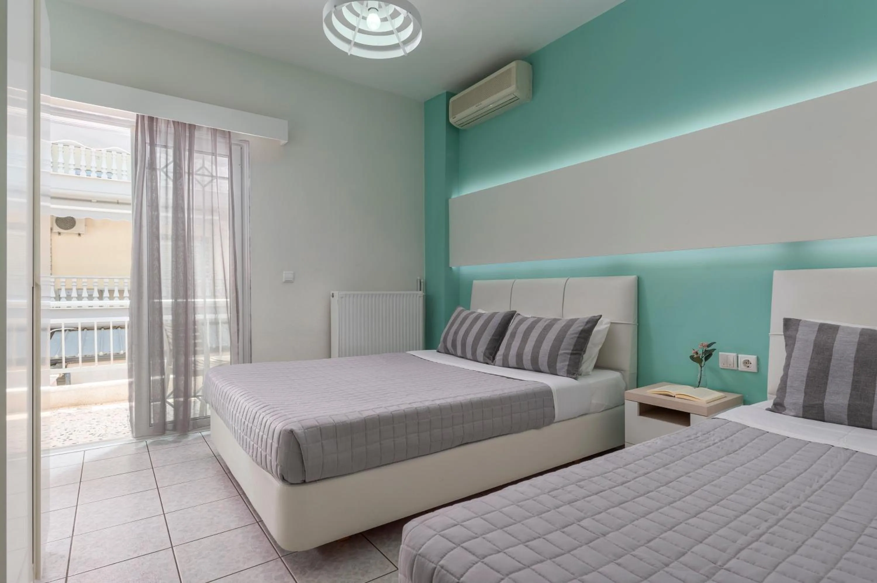 Bed in Ouzas luxury Hotel