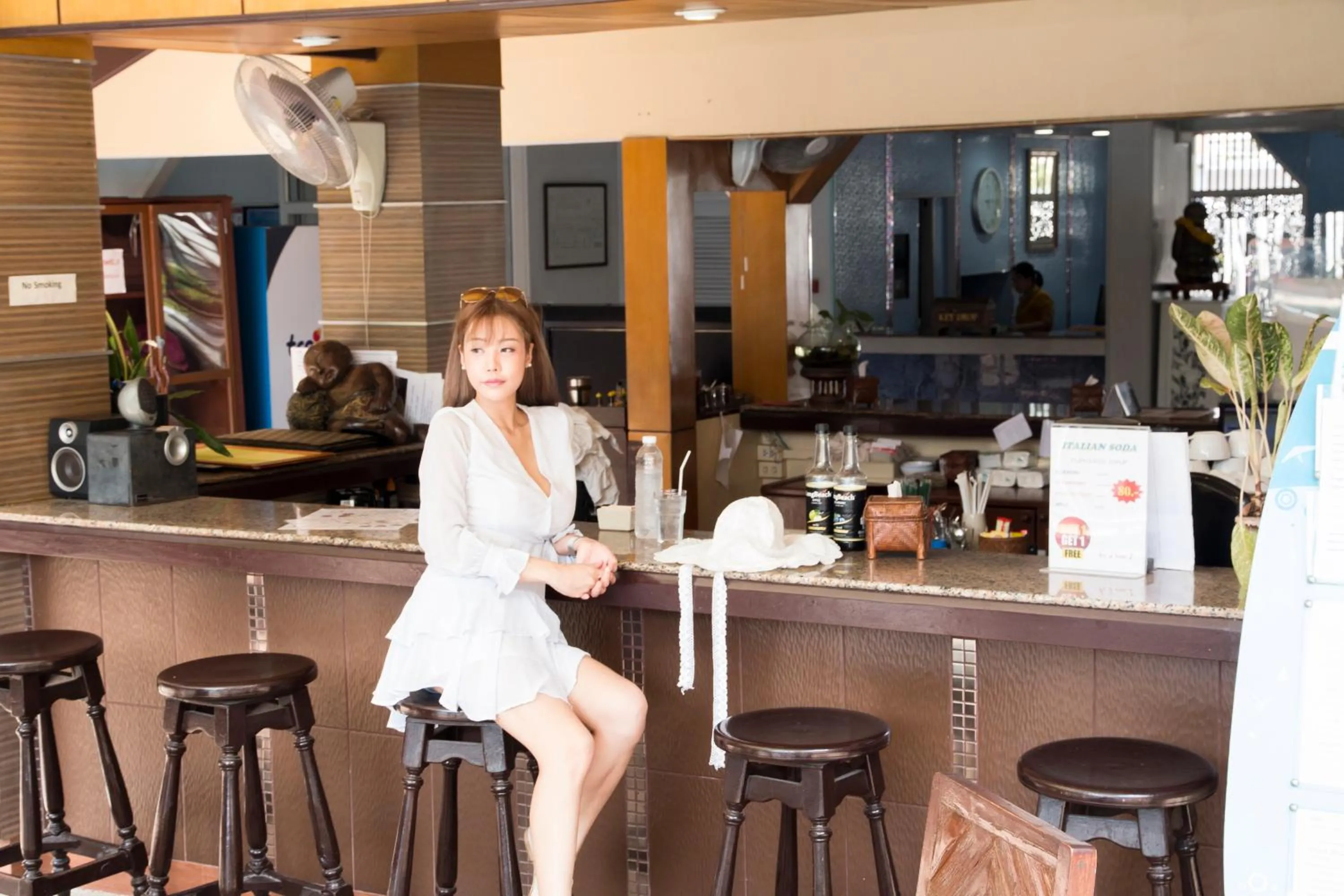 Restaurant/places to eat in S Lodge Pattaya formally Sabai Lodge