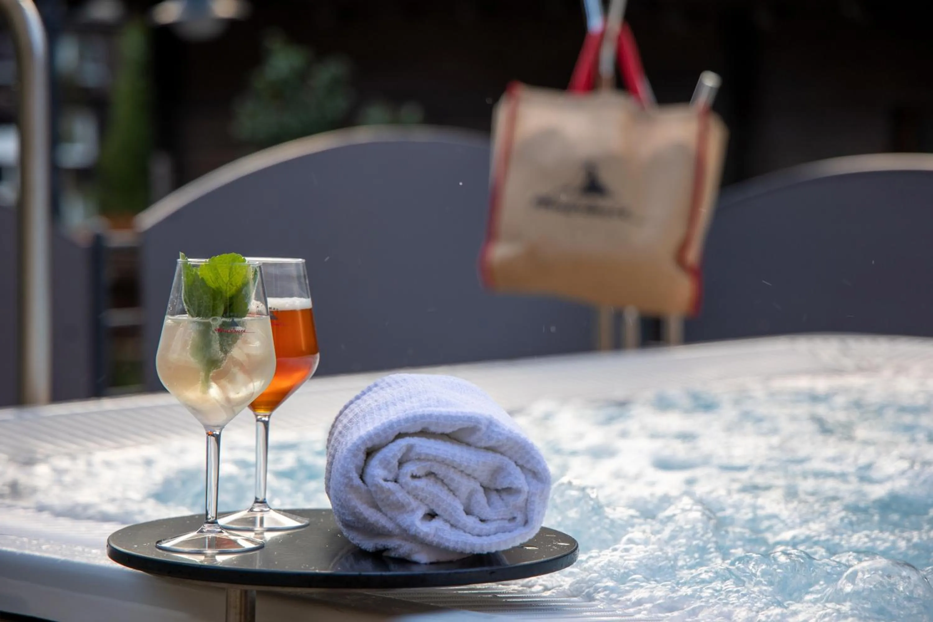 Hot Tub in Hotel AMBiANCE