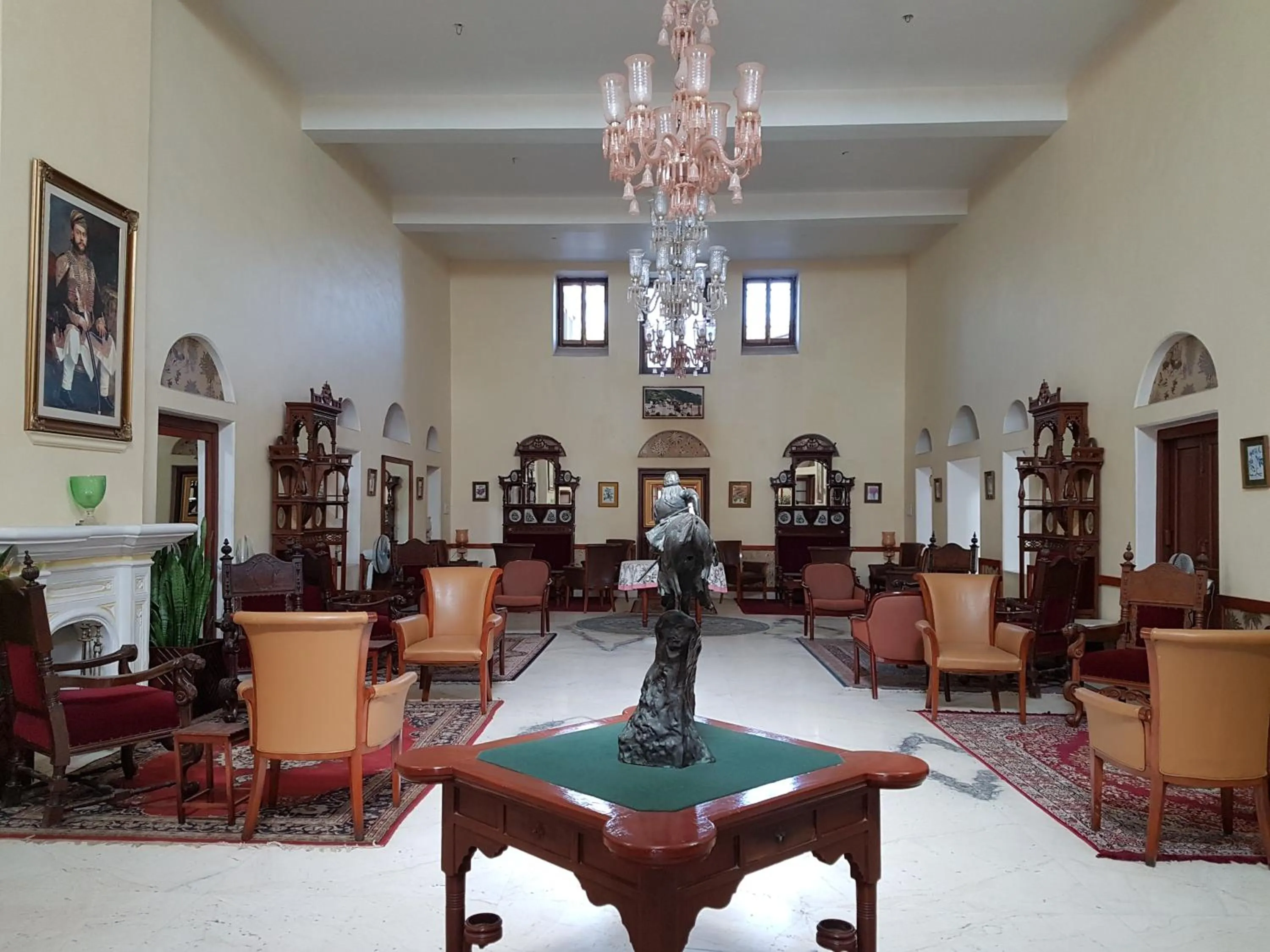 Lounge or bar in Kesar Bhawan Palace