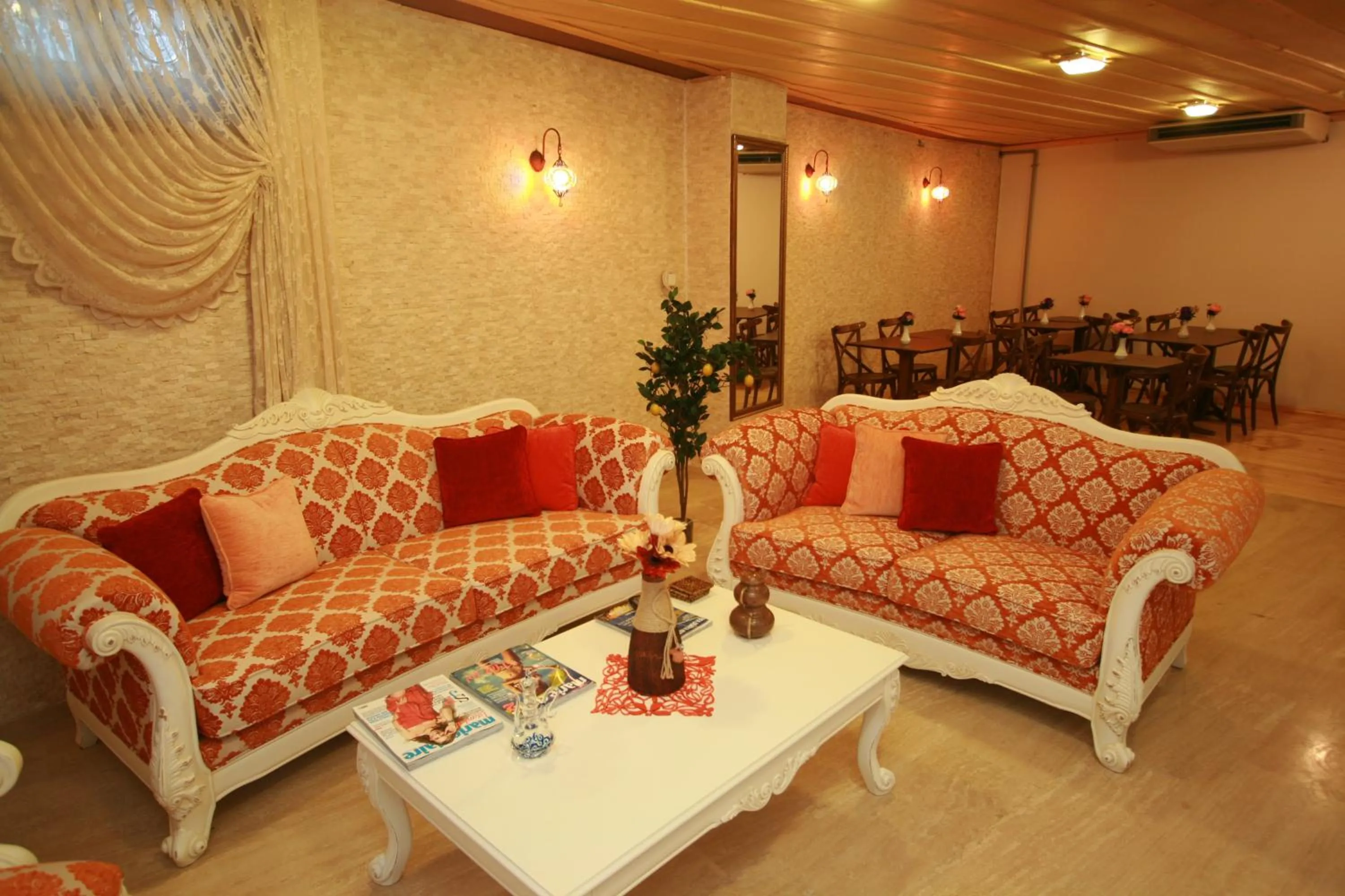 Lounge or bar in Esans Hotel - Special Category
