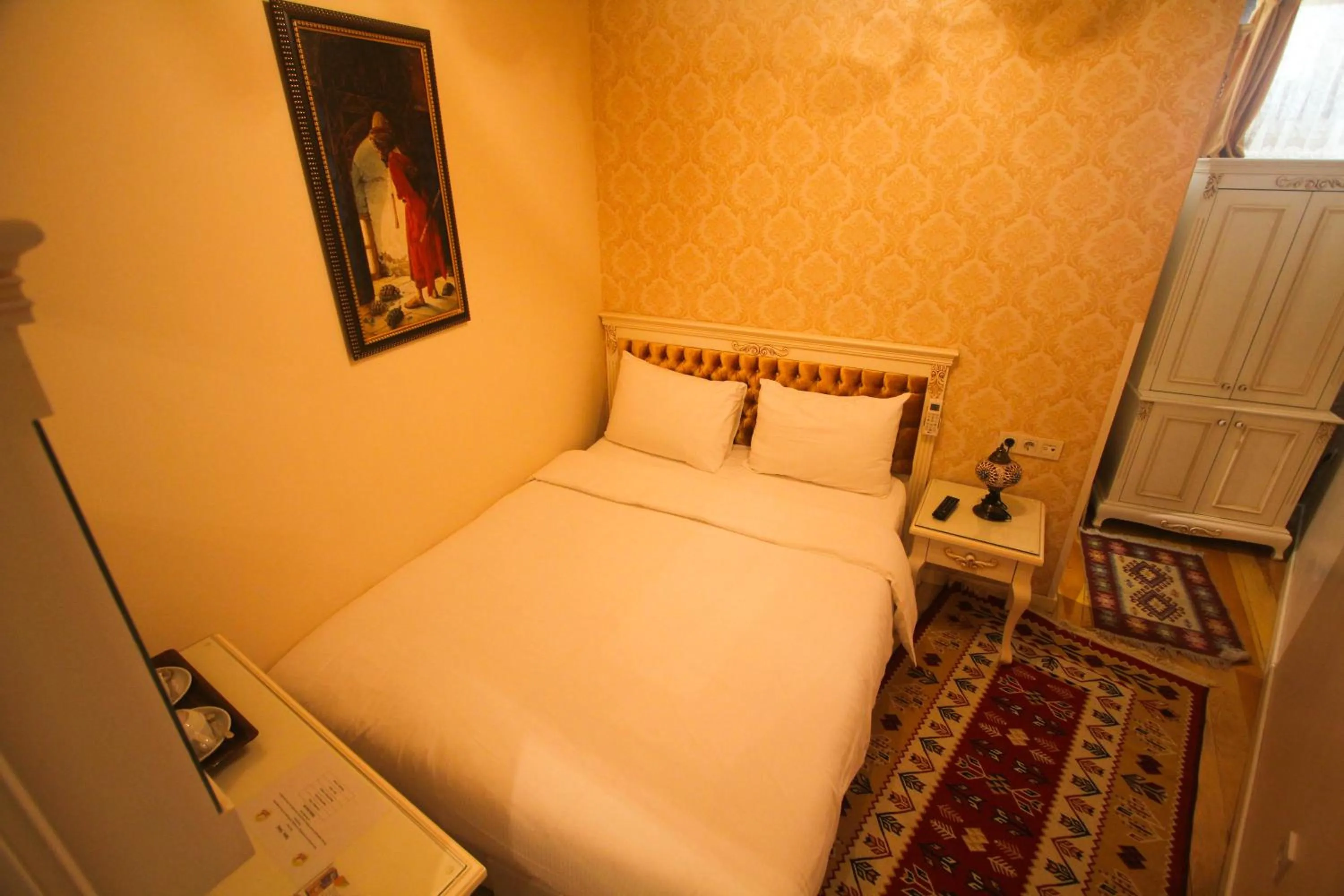 Photo of the whole room, Bed in Esans Hotel - Special Category