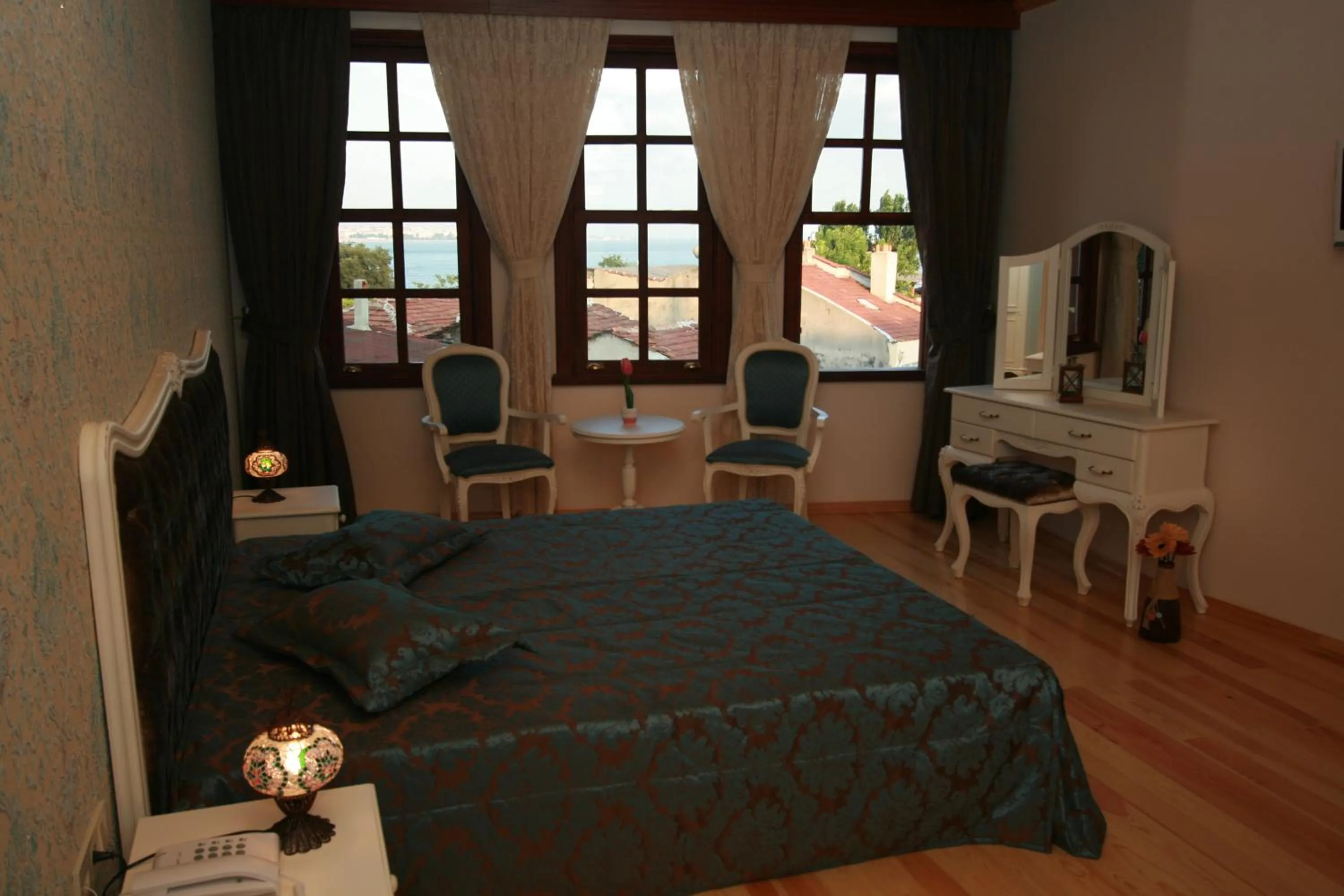 Photo of the whole room, Bed in Esans Hotel - Special Category