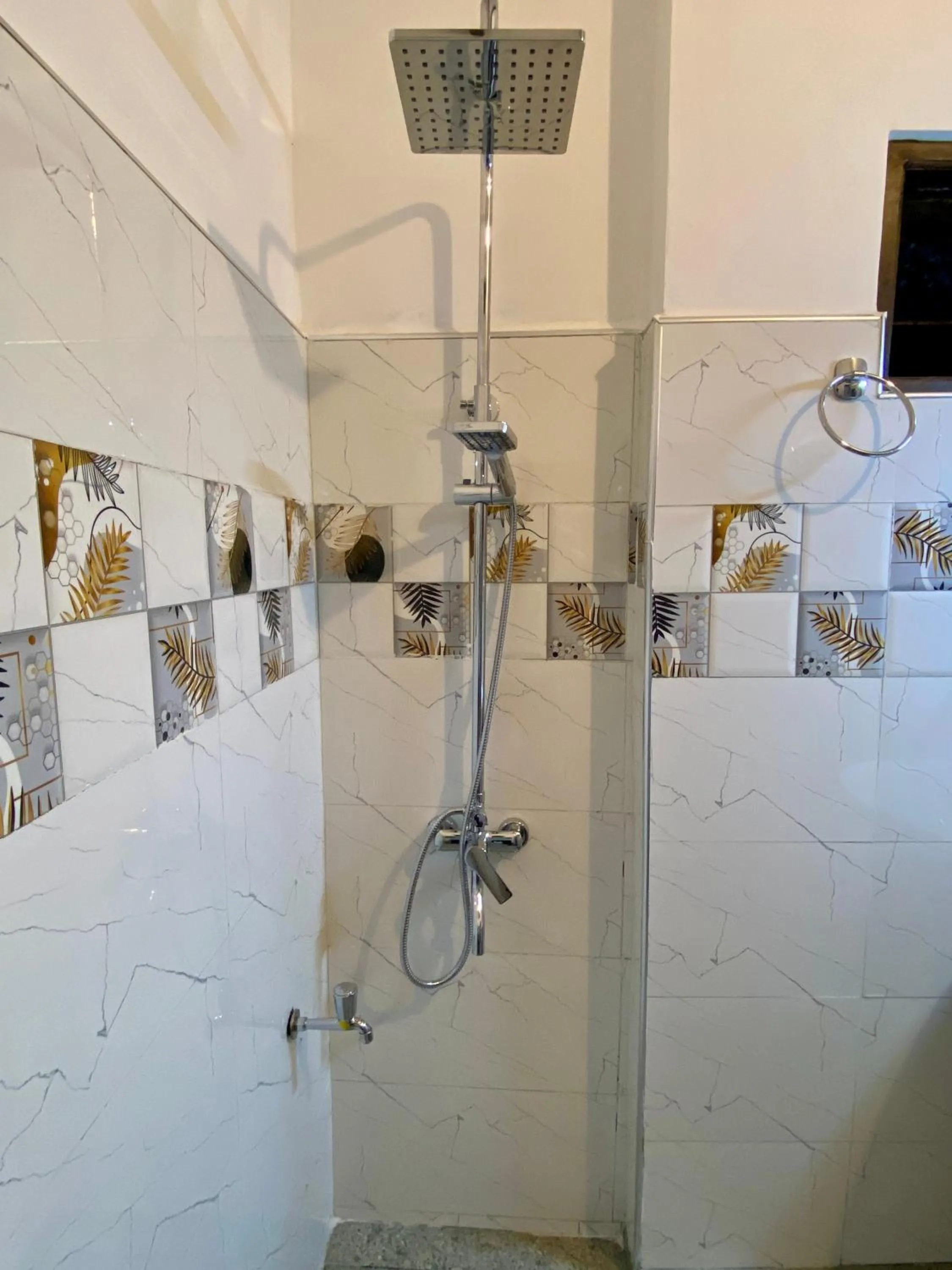 Bathroom in Cozy Homestay Waterfall Road Ella