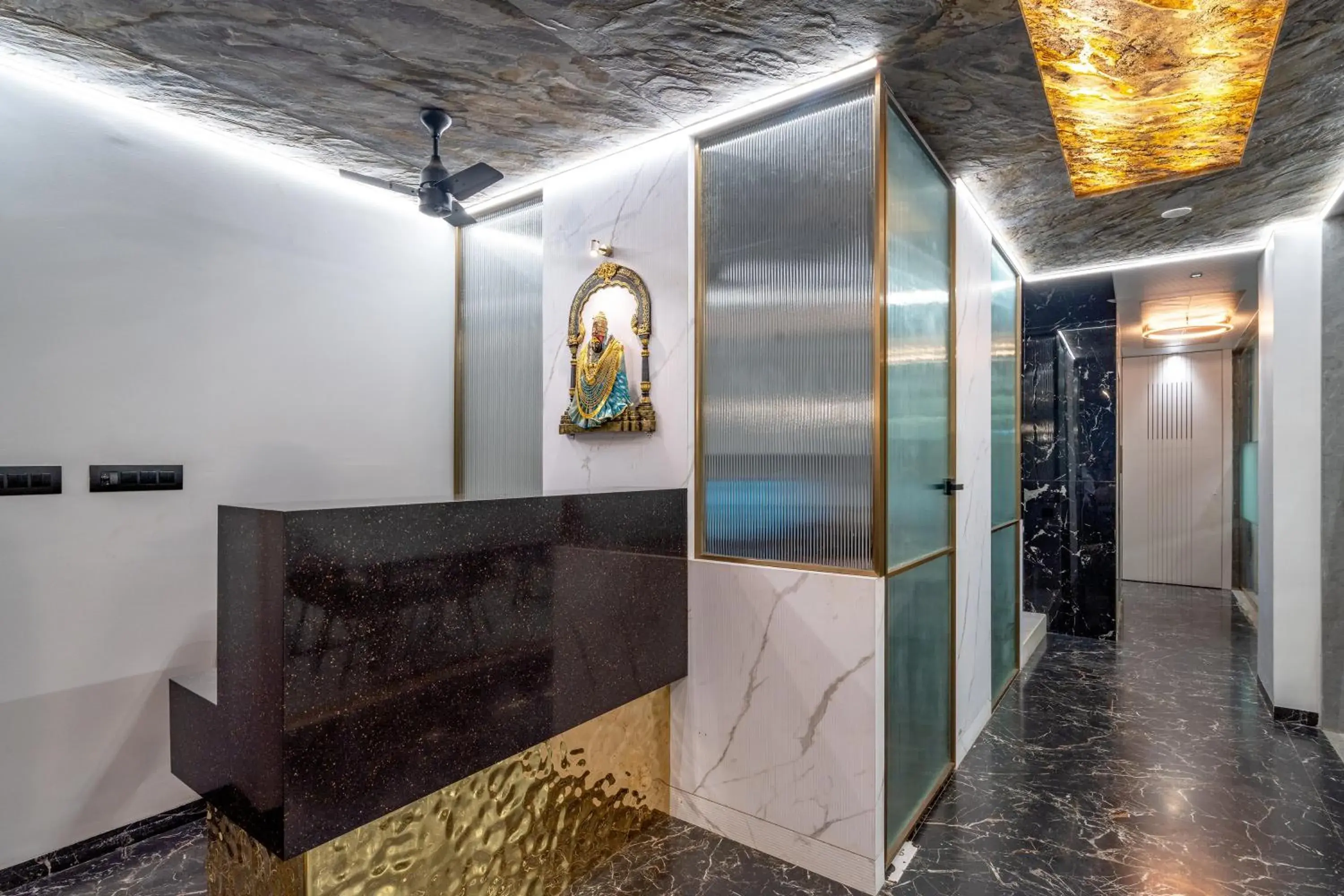 Lobby or reception in Hotel Darshan Executive Lobby or reception in Hotel Darshan Executive