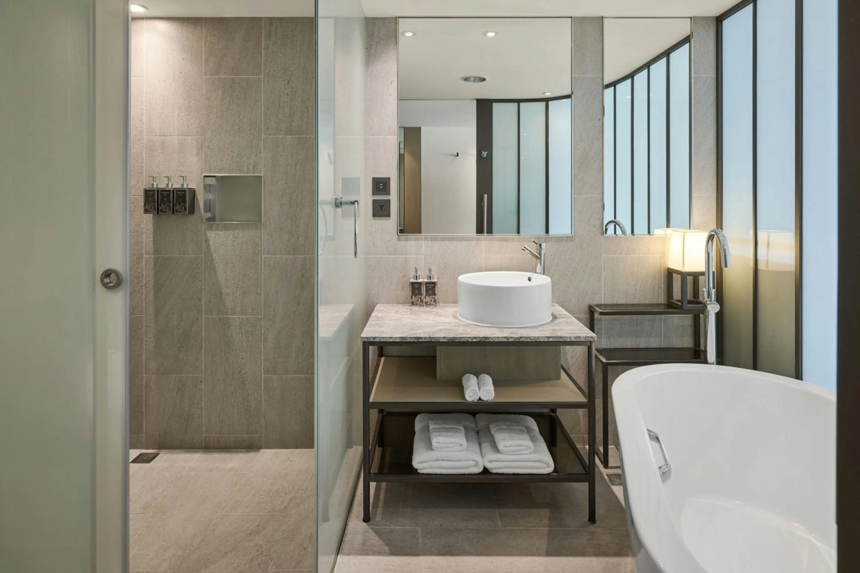 Bathroom, Bed in Yong Le Lukang, a Tribute Portfolio Hotel