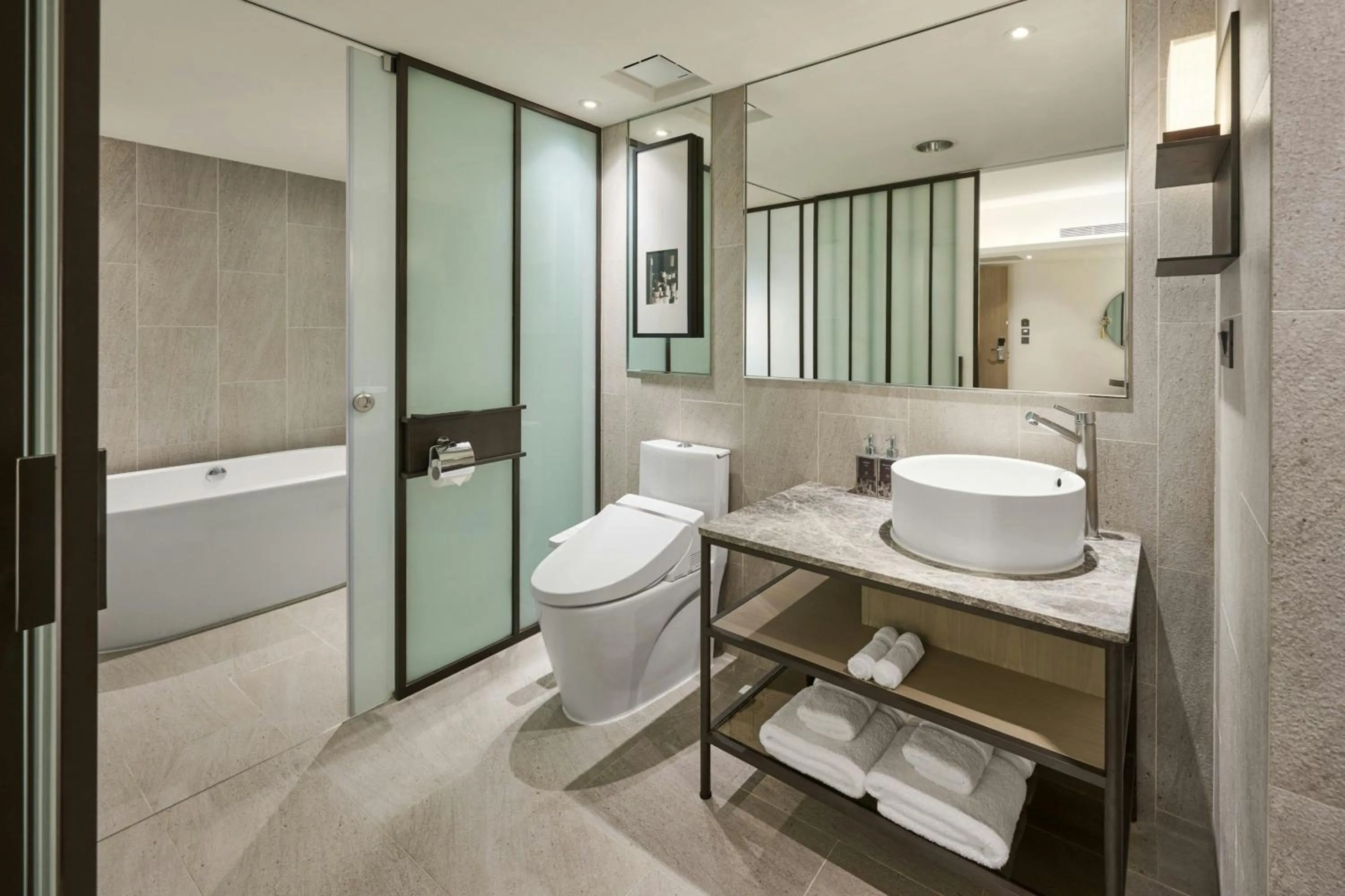 Bathroom in Yong Le Lukang, a Tribute Portfolio Hotel