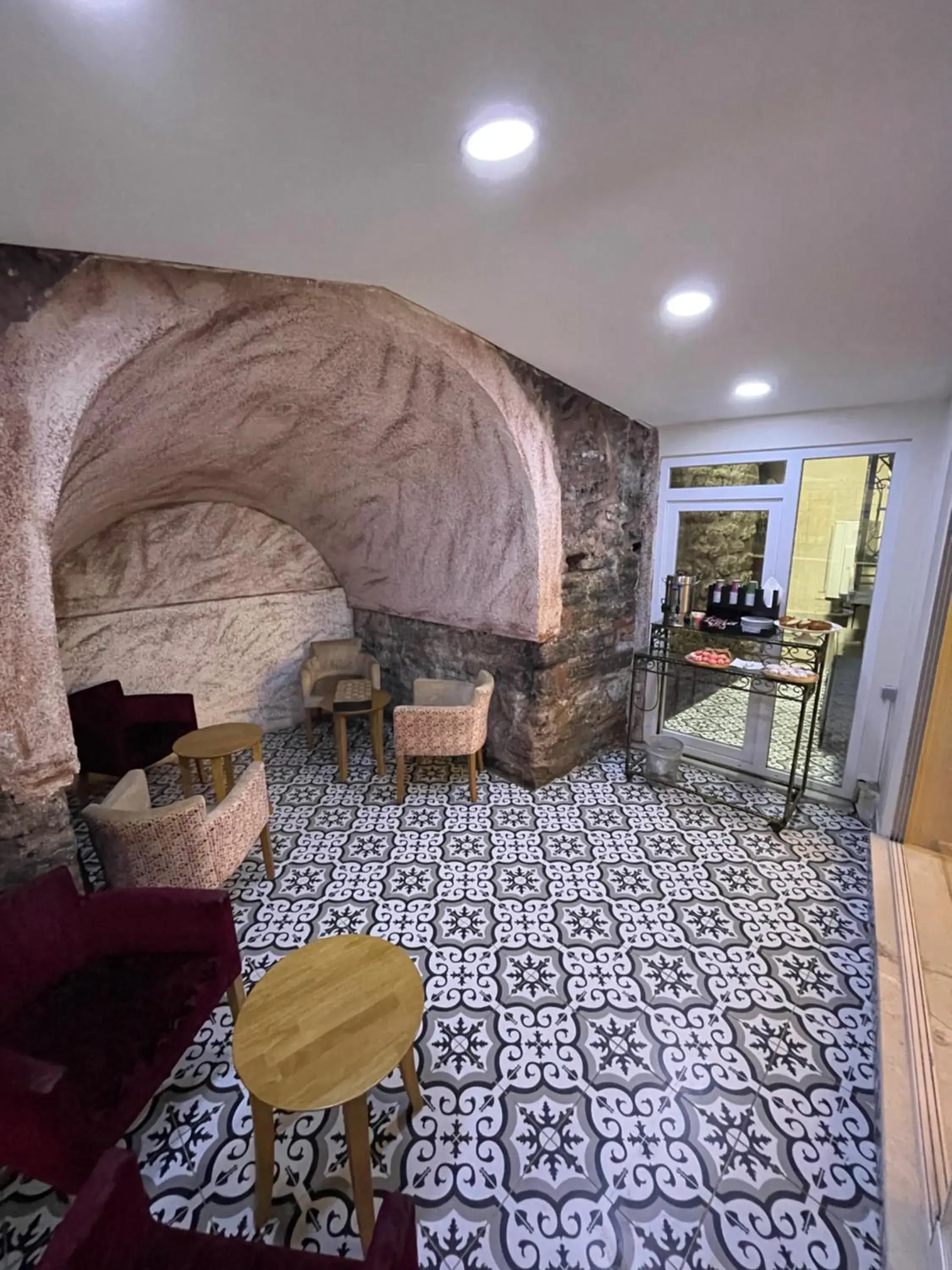 Lobby or reception in Hotel Novano Lobby or reception in Hotel Novano