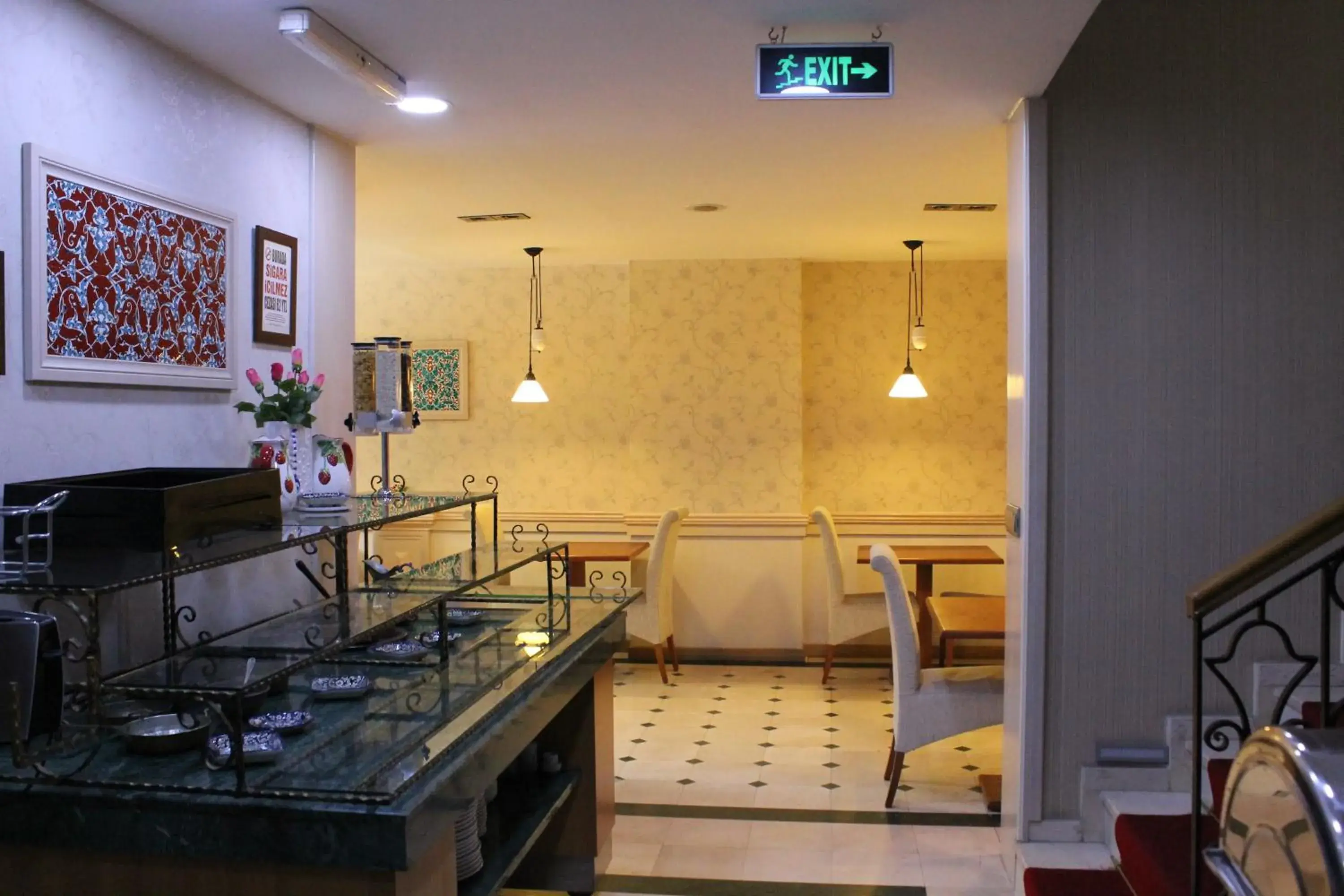 Lounge or bar in Hotel Novano Lounge or bar in Hotel Novano