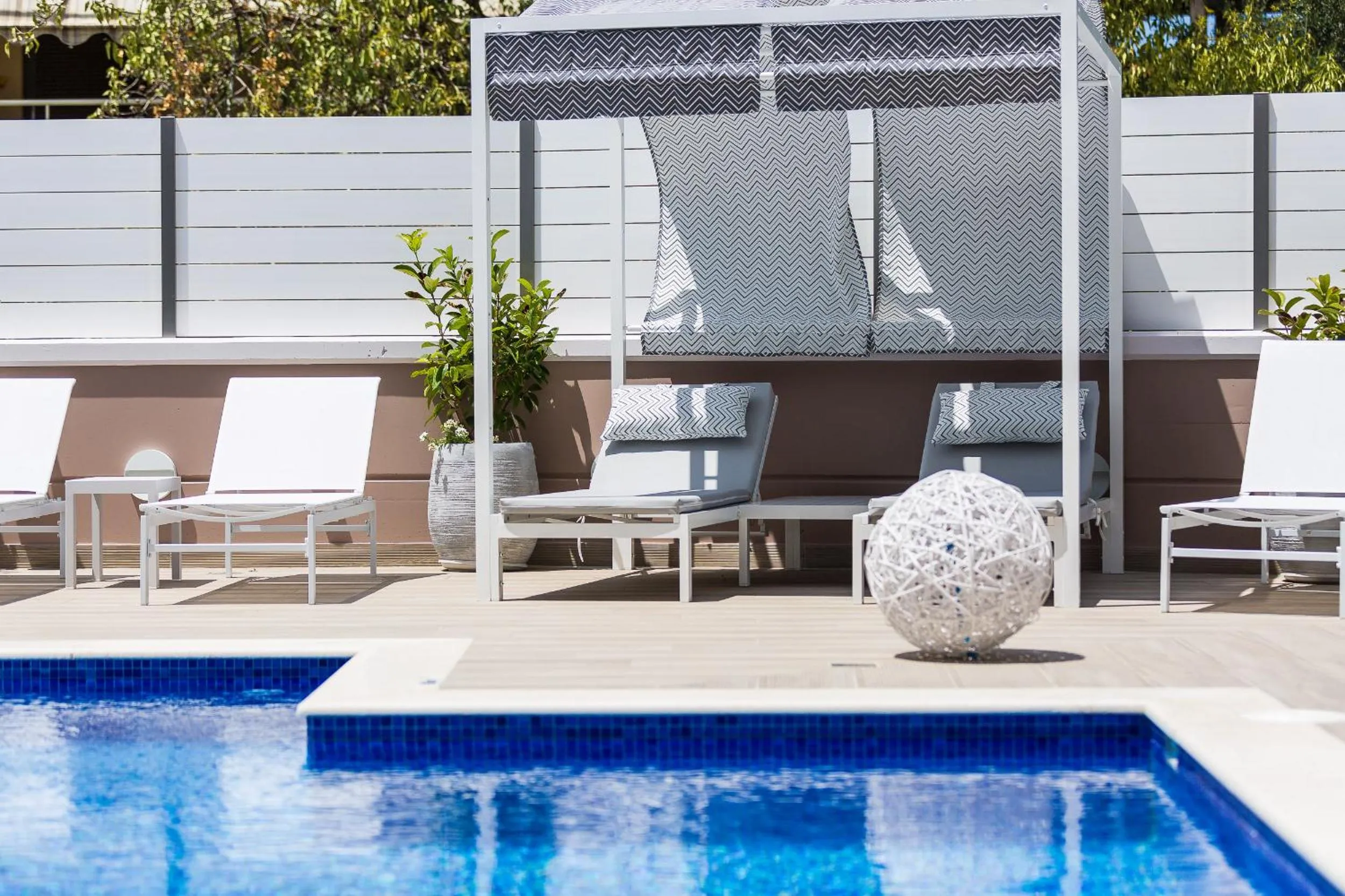 Patio in Menta City Boutique Hotel