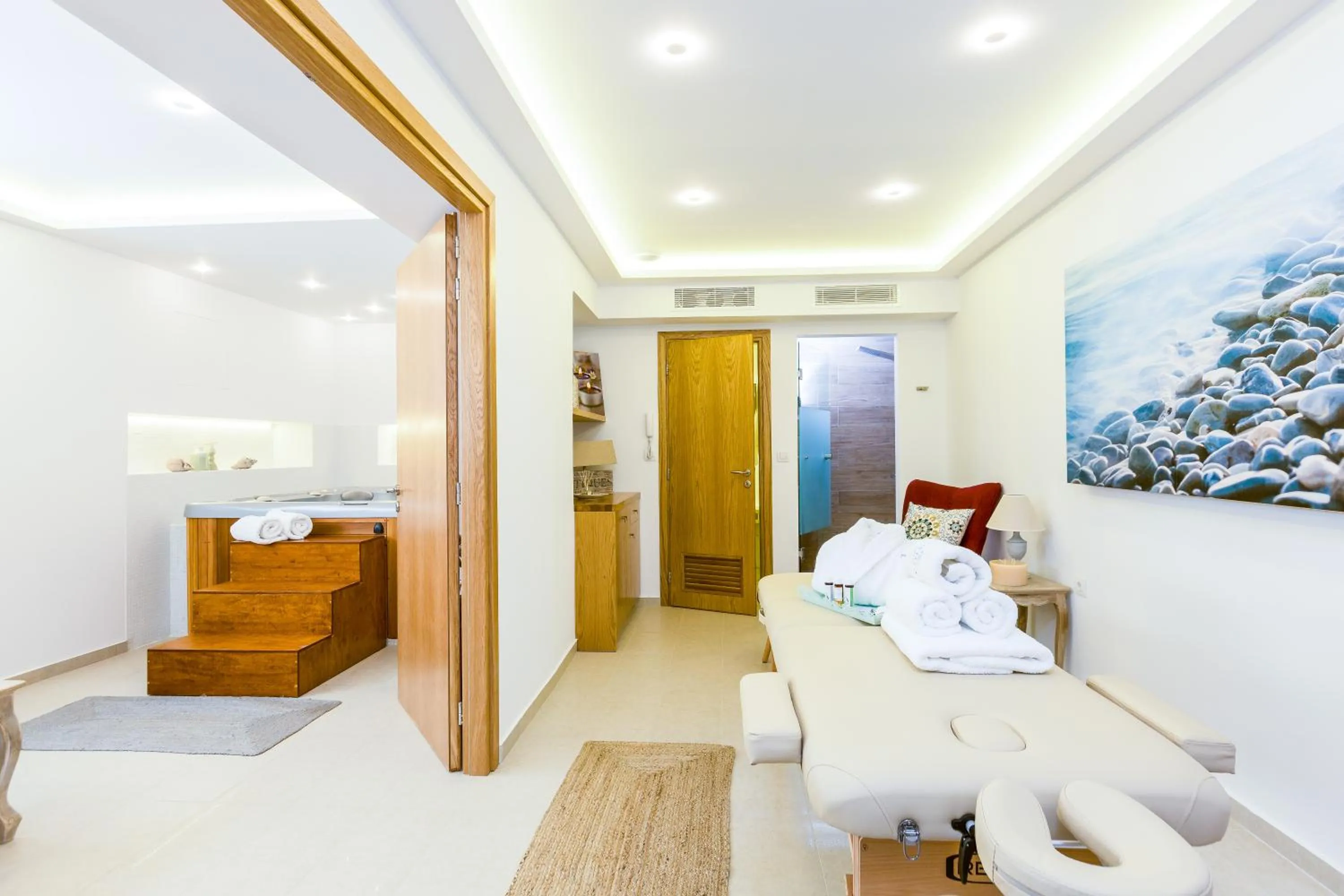 Hot Tub in Menta City Boutique Hotel